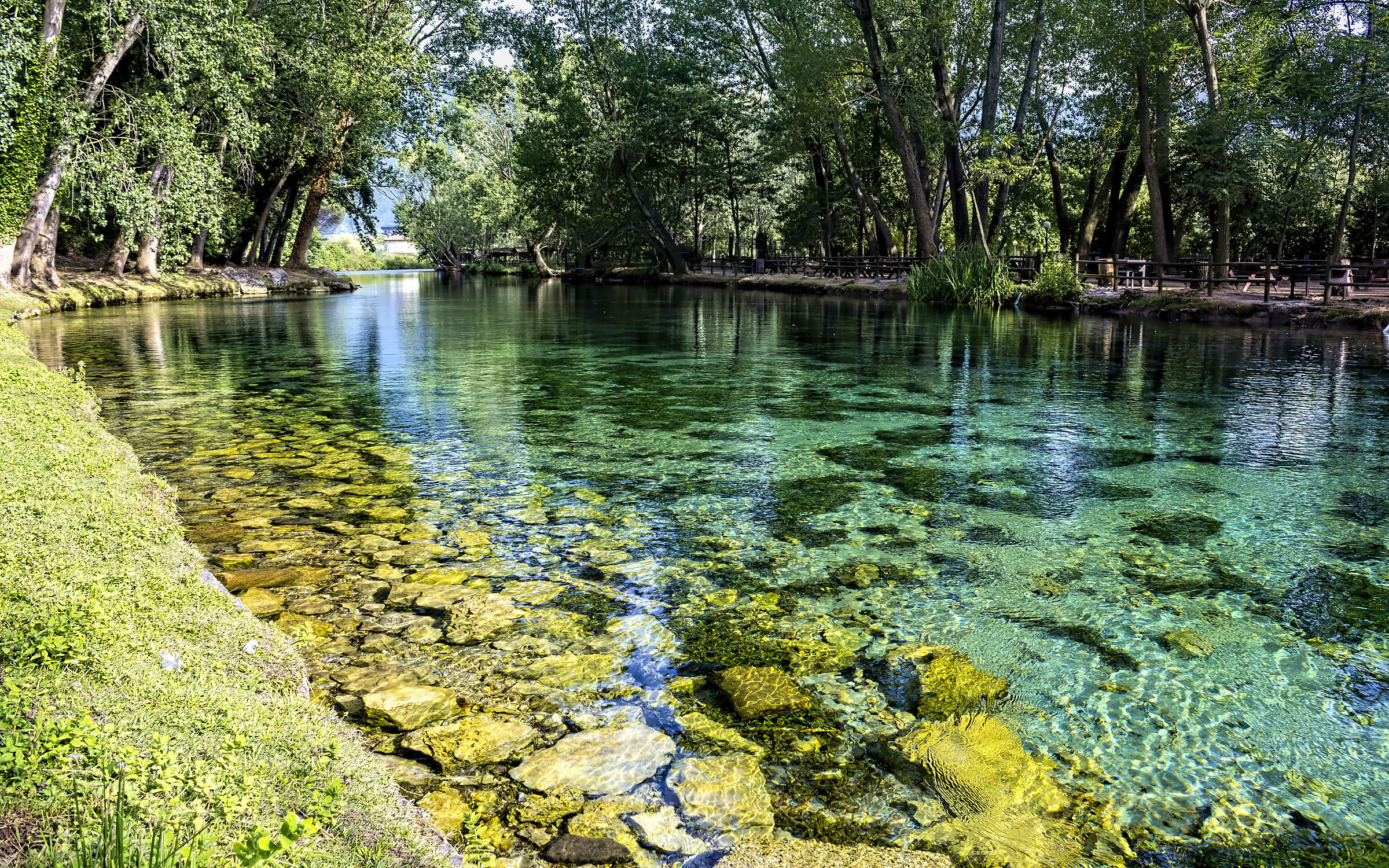 Chiare, fresche e dolci acque