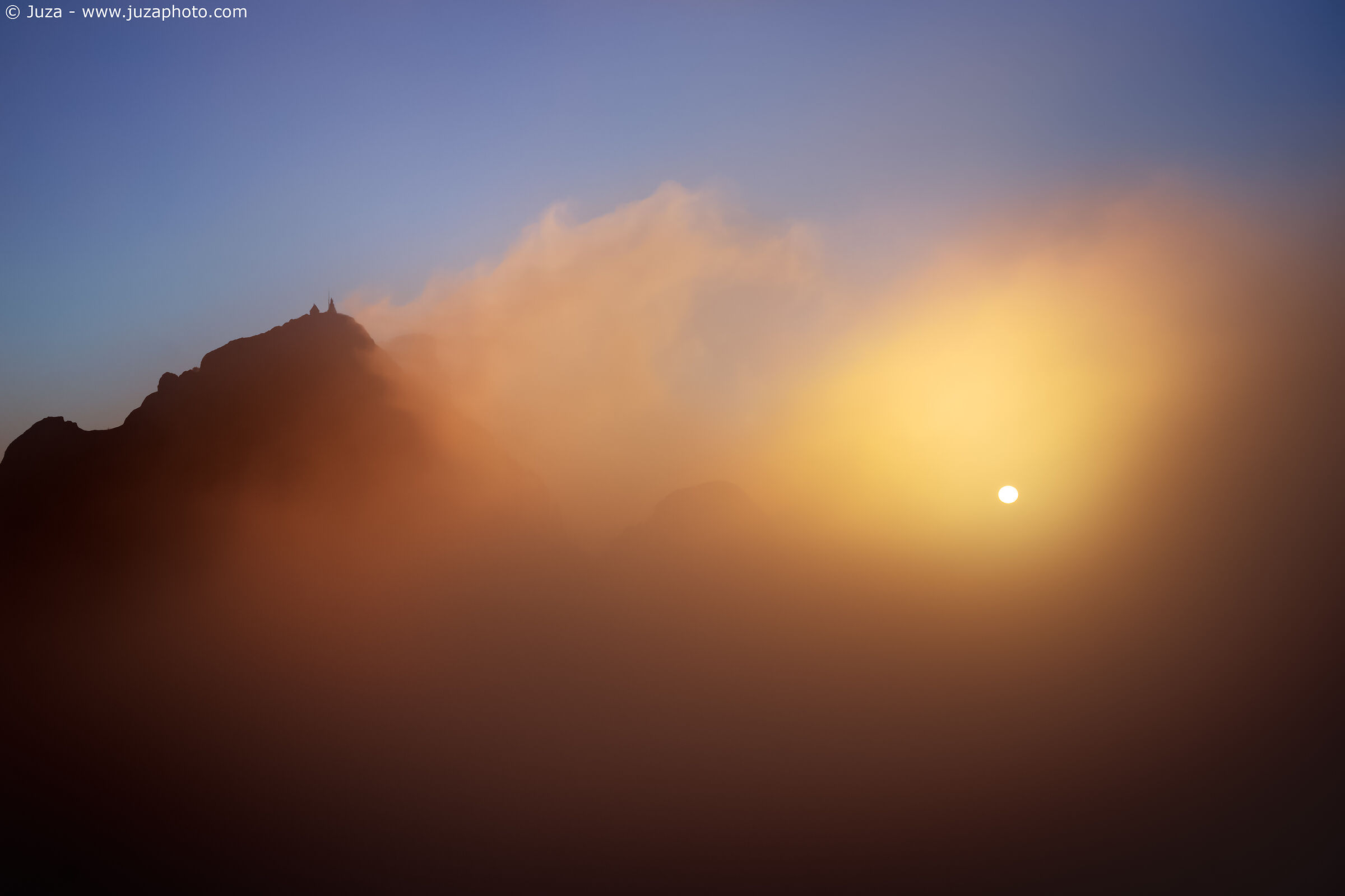 Tramonto sul Monte Penna