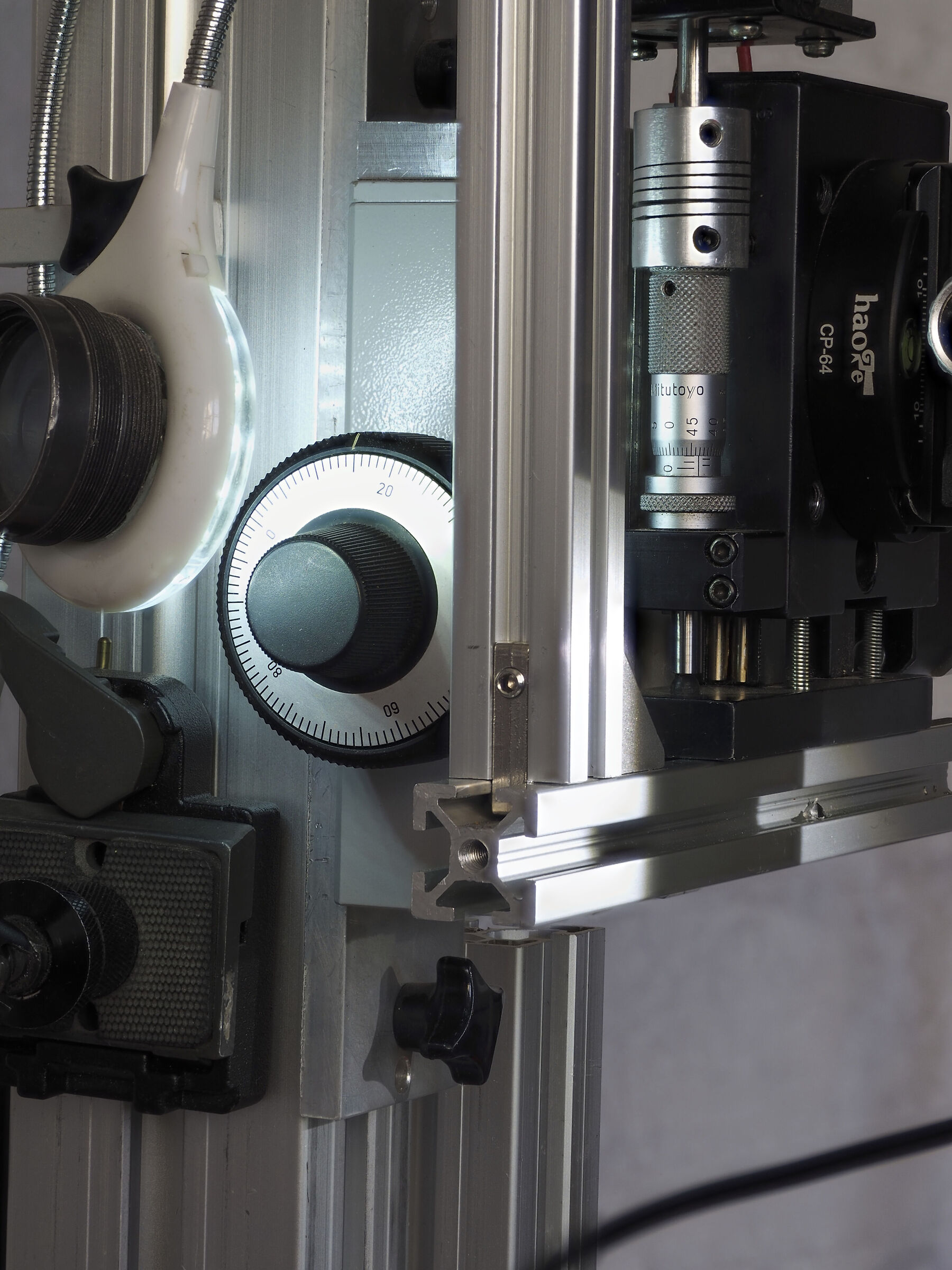 accoppiamento motore passo passo-linear stage