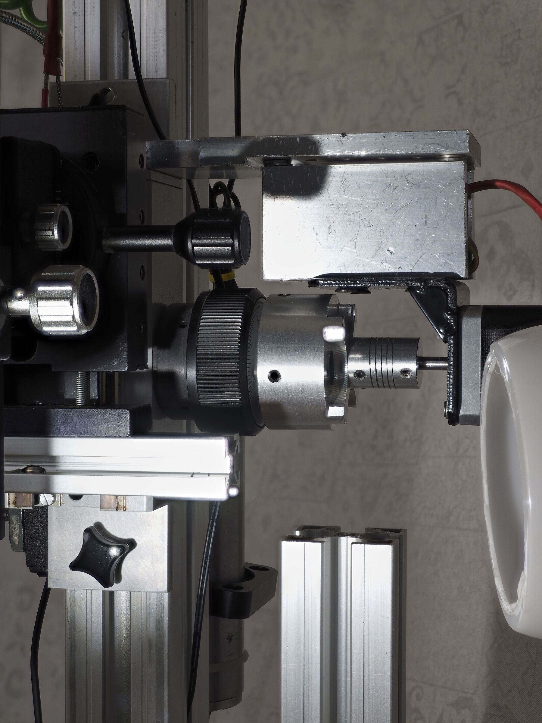 motorizzazione rack microscopio