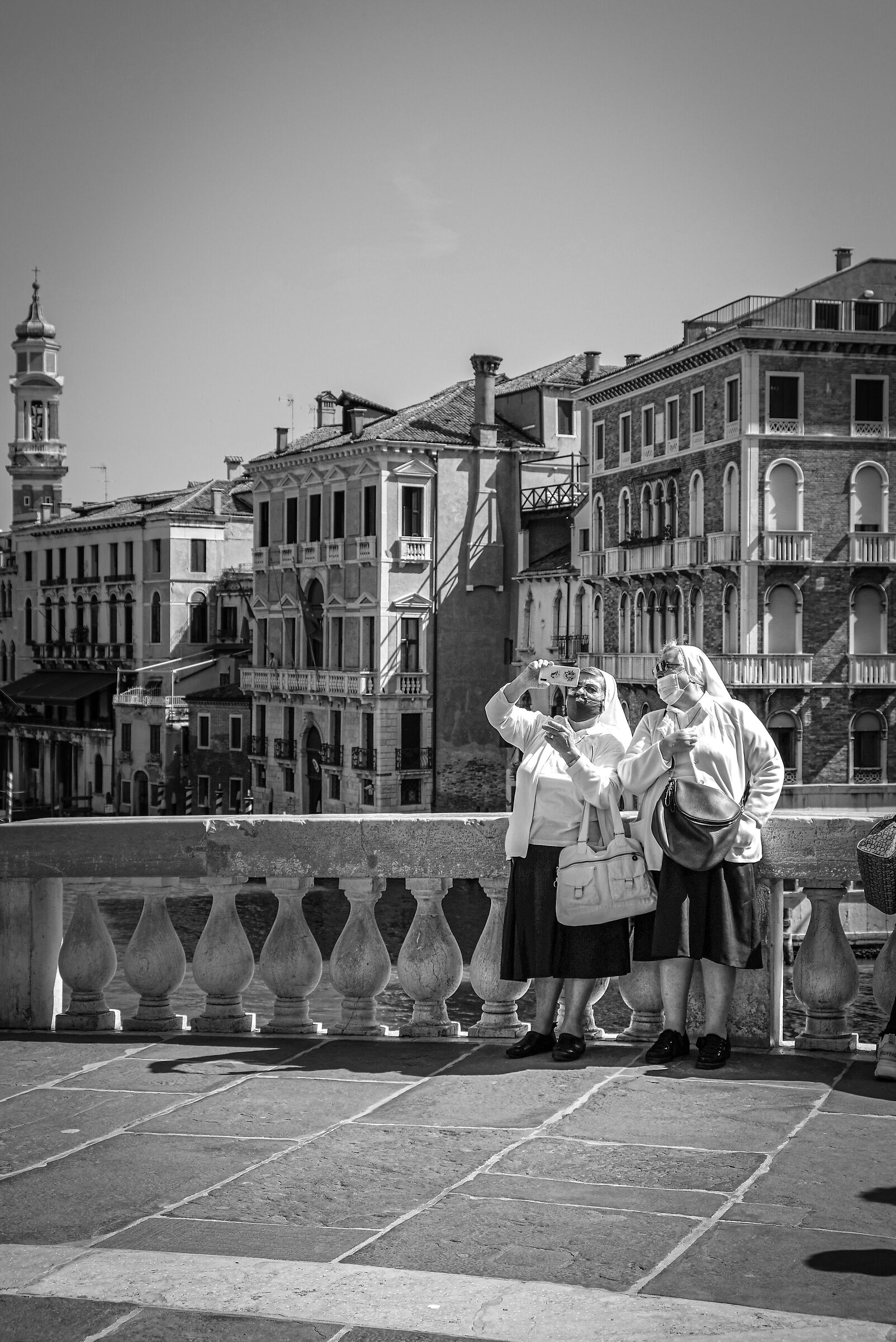 Selfie tra ... sorelle