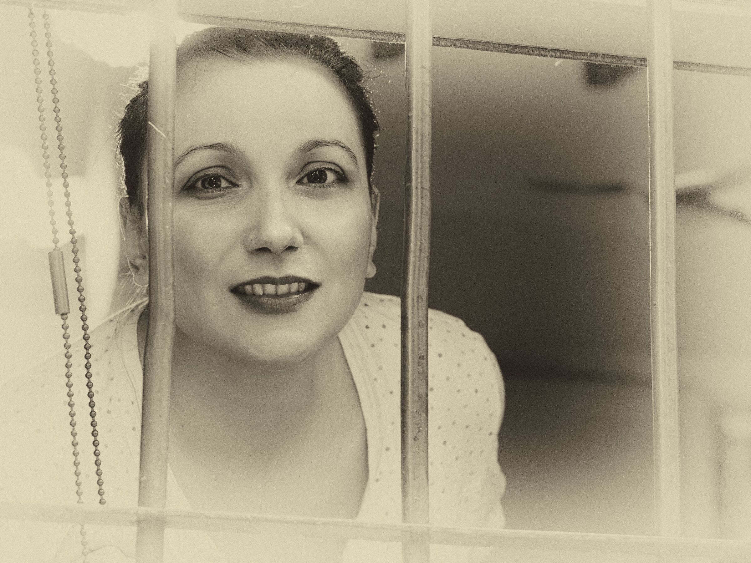 The beautiful young ladies of the past ...