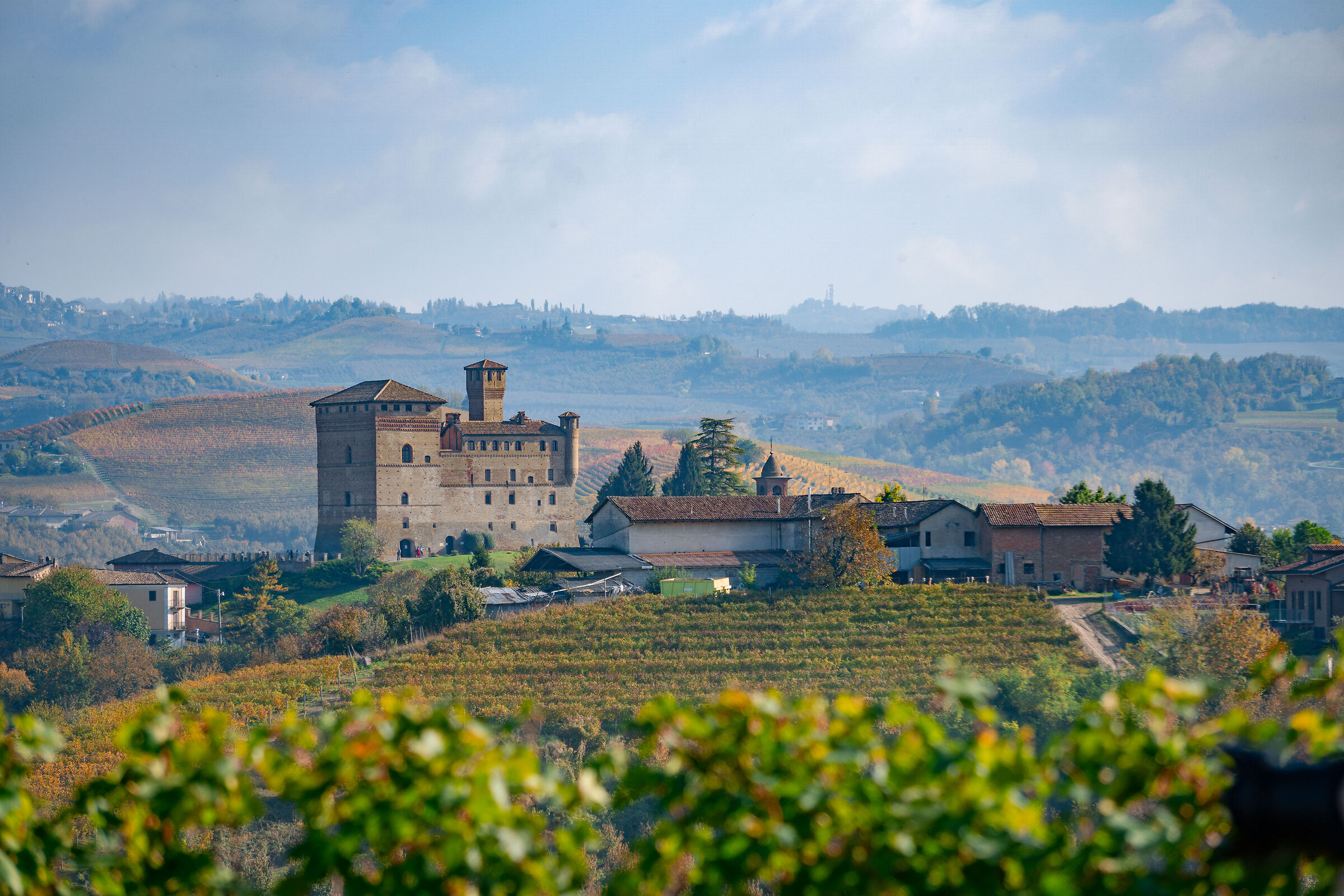 Castello di Serralunga