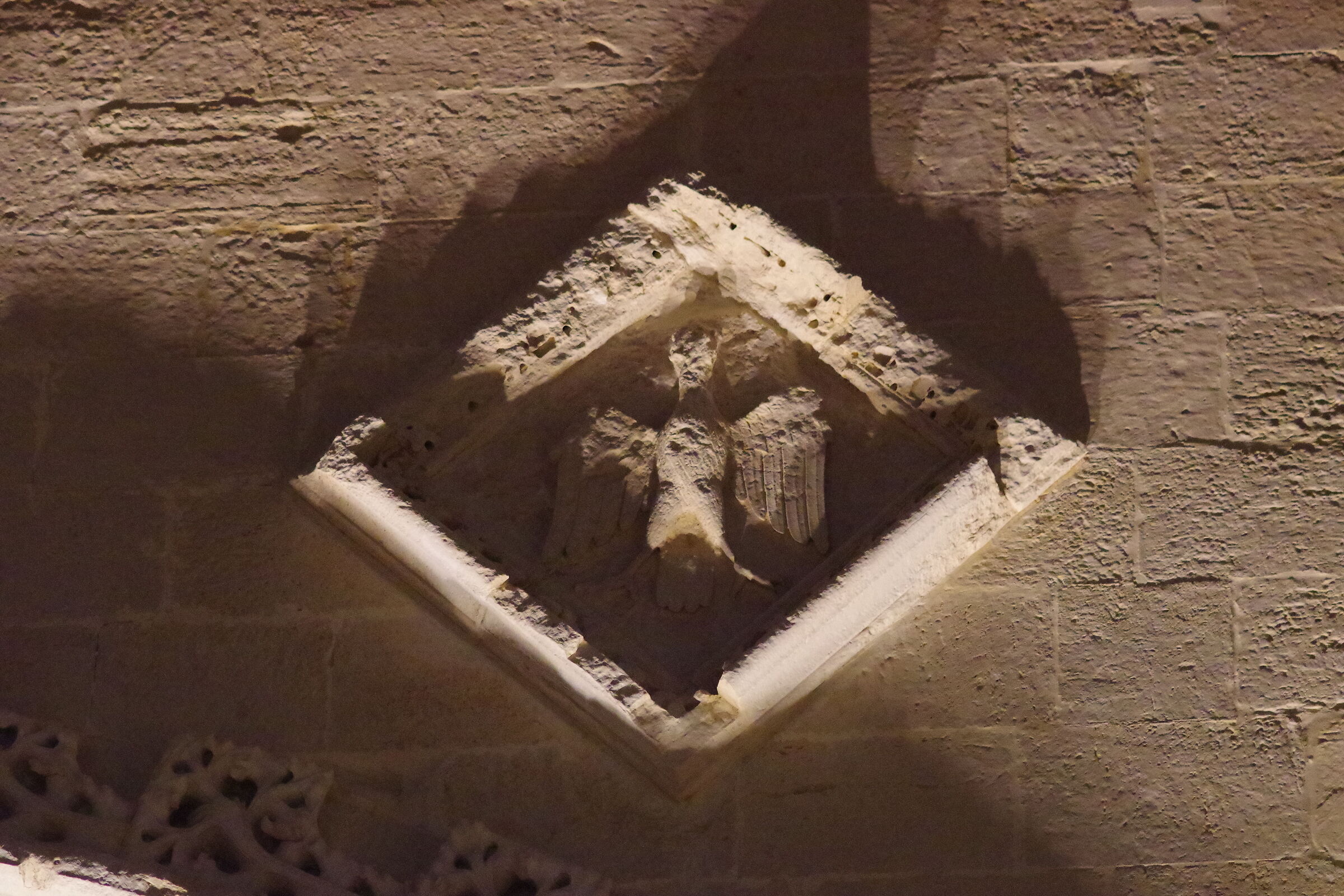 Vecchio portale s.Giorgio (particolare)