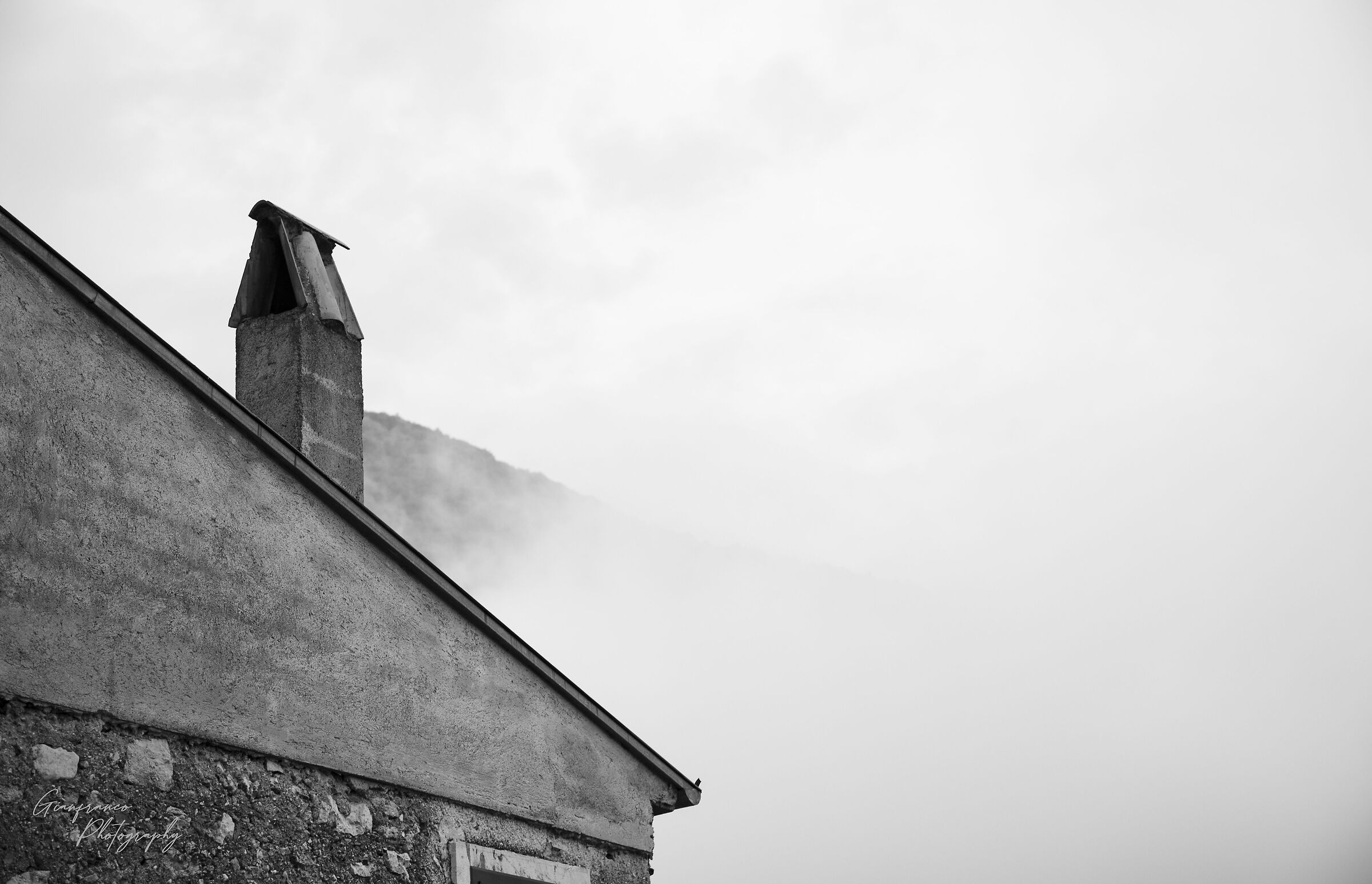 Fog on the roofs