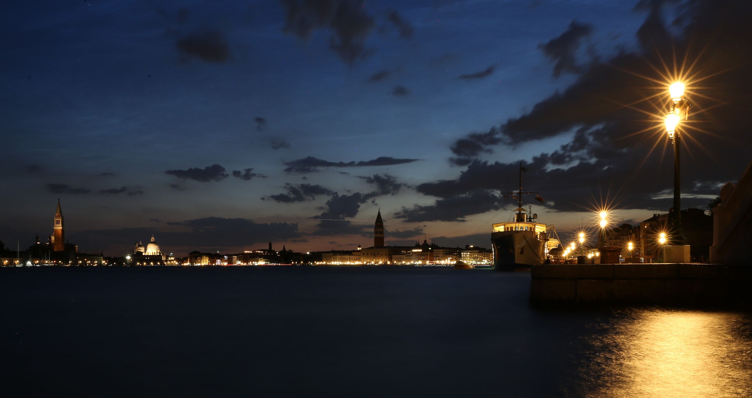 Venice: Riva 7 martyrs