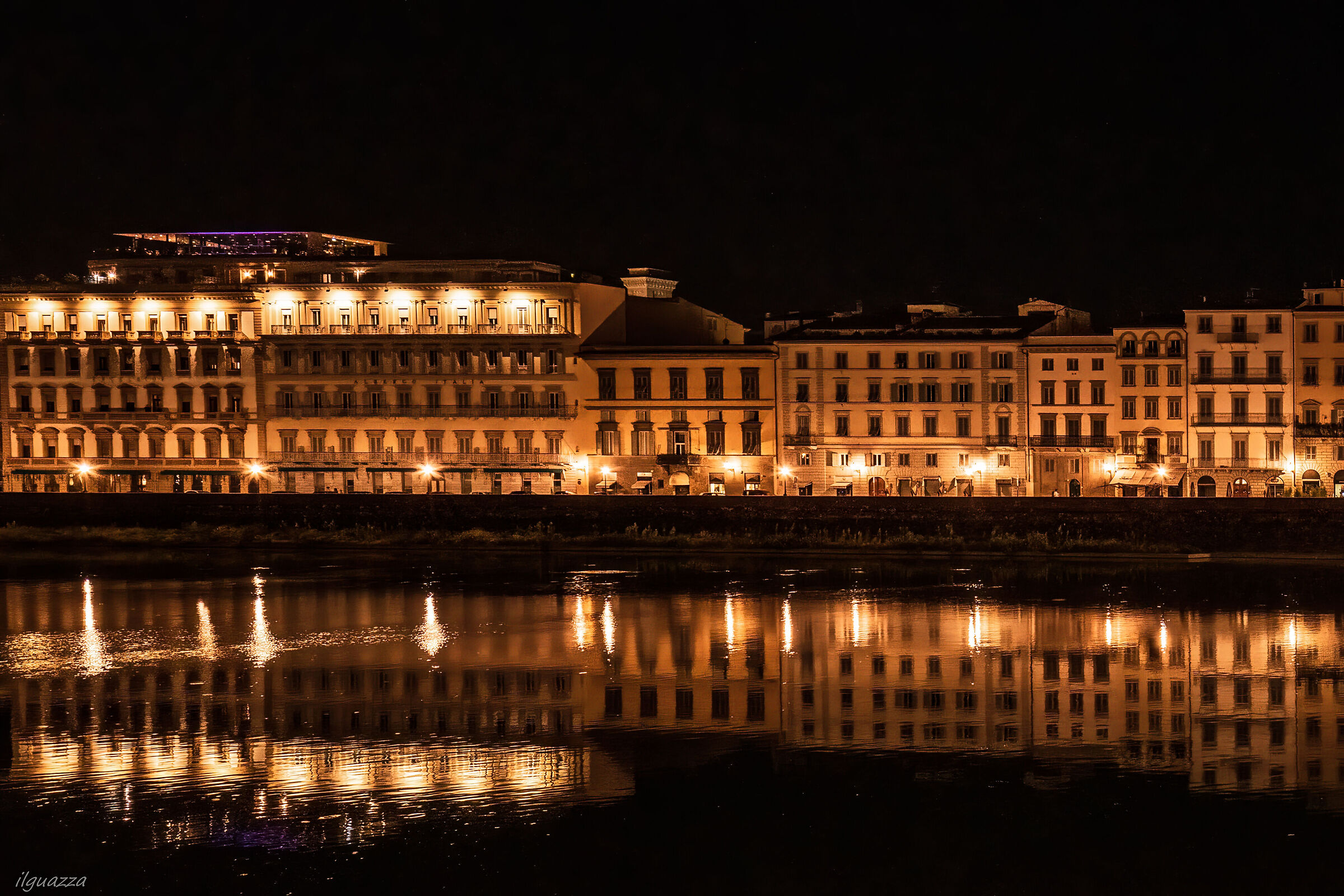lungarno by night