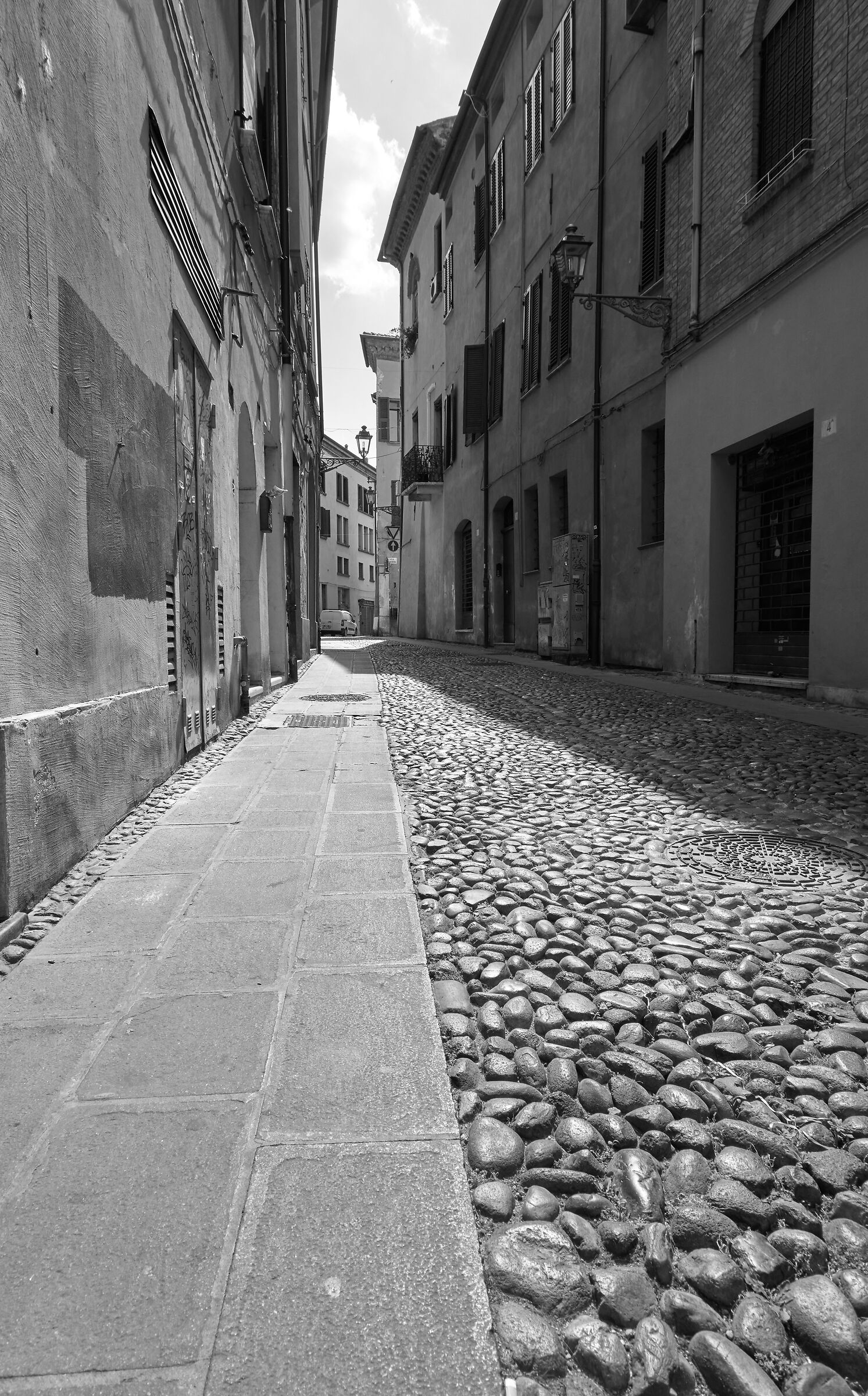 Ferrara - #5 details