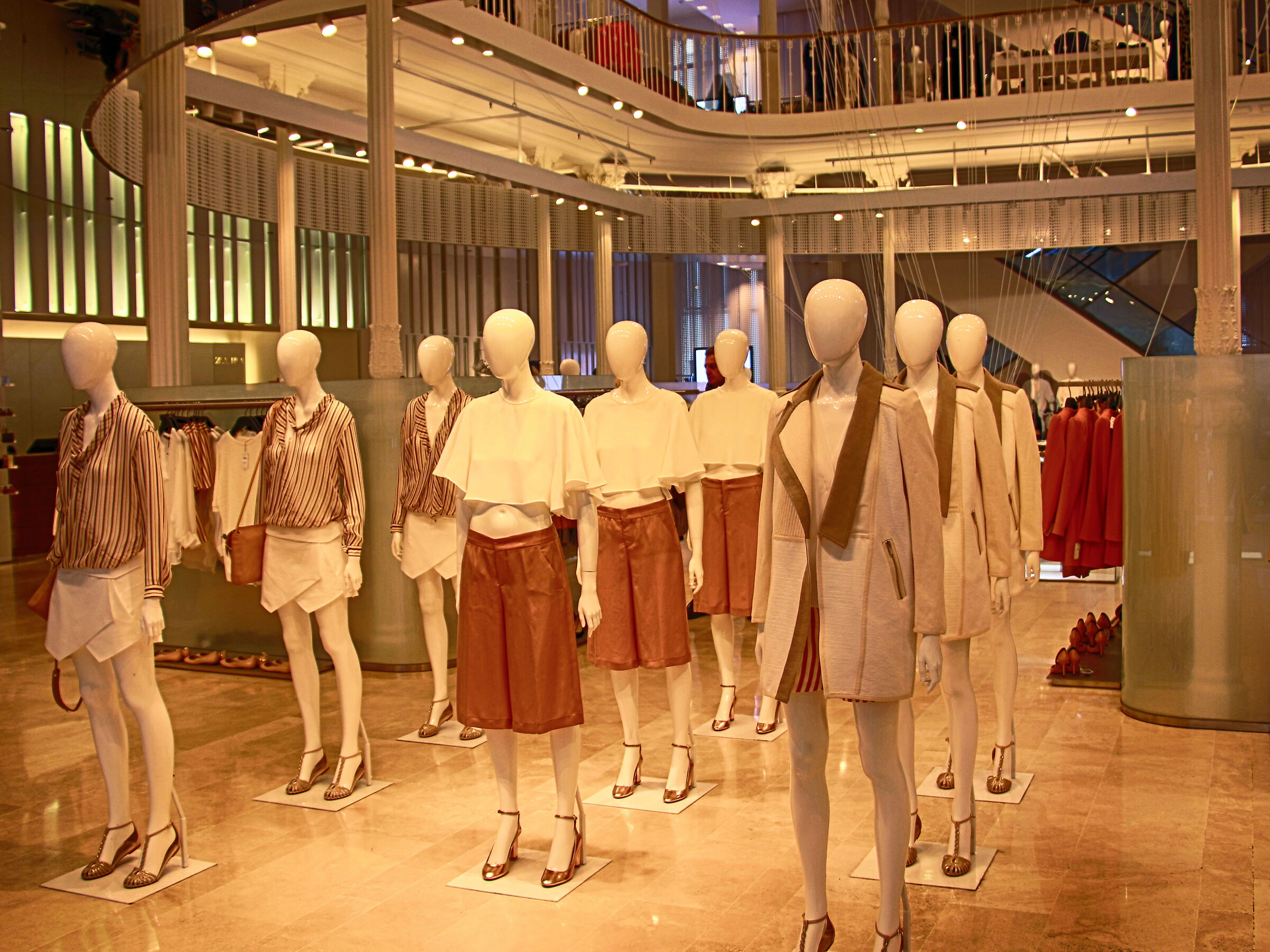 Consumismo - Pensiero unico