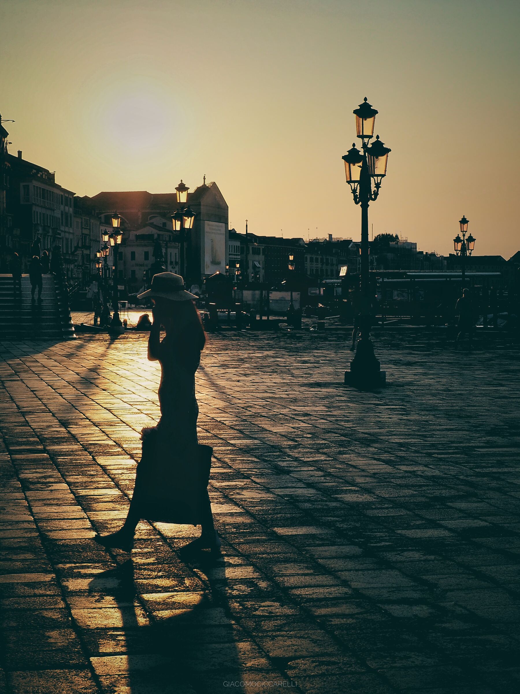 La passeggiata all'alba