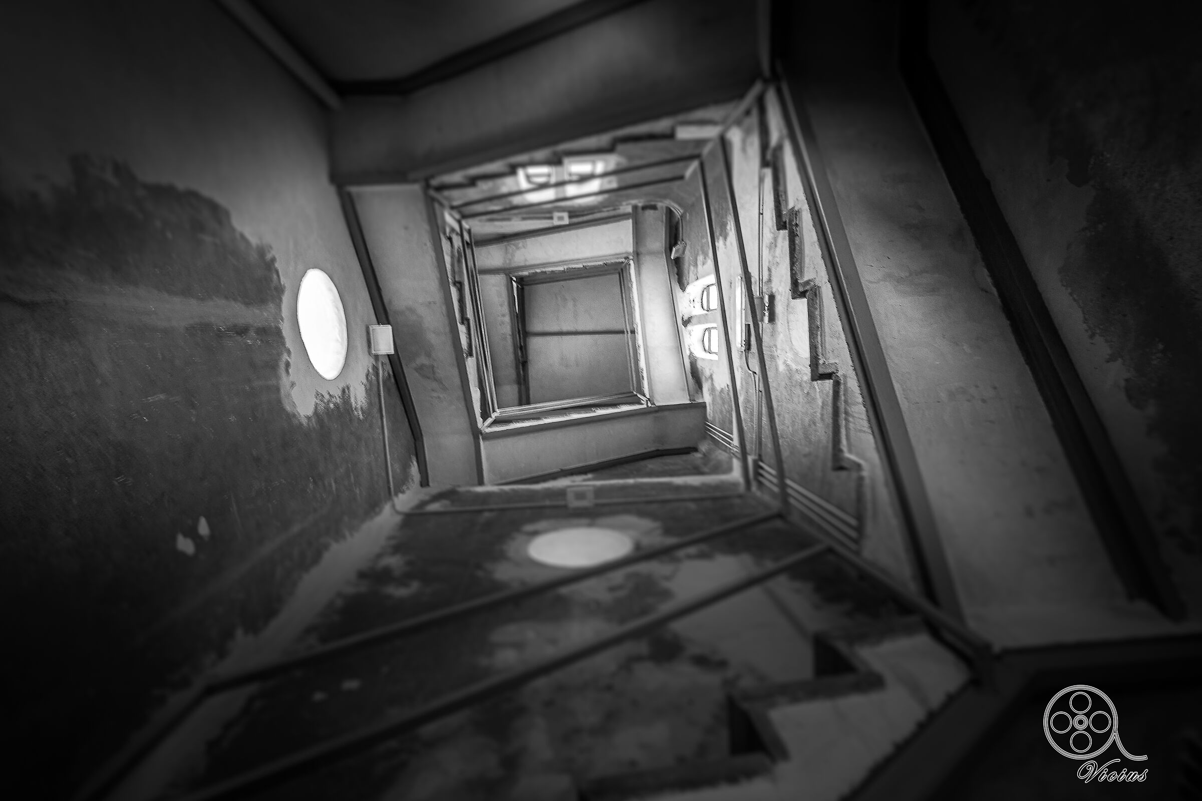 Simmetrie.....Scala della torre dell'orologio