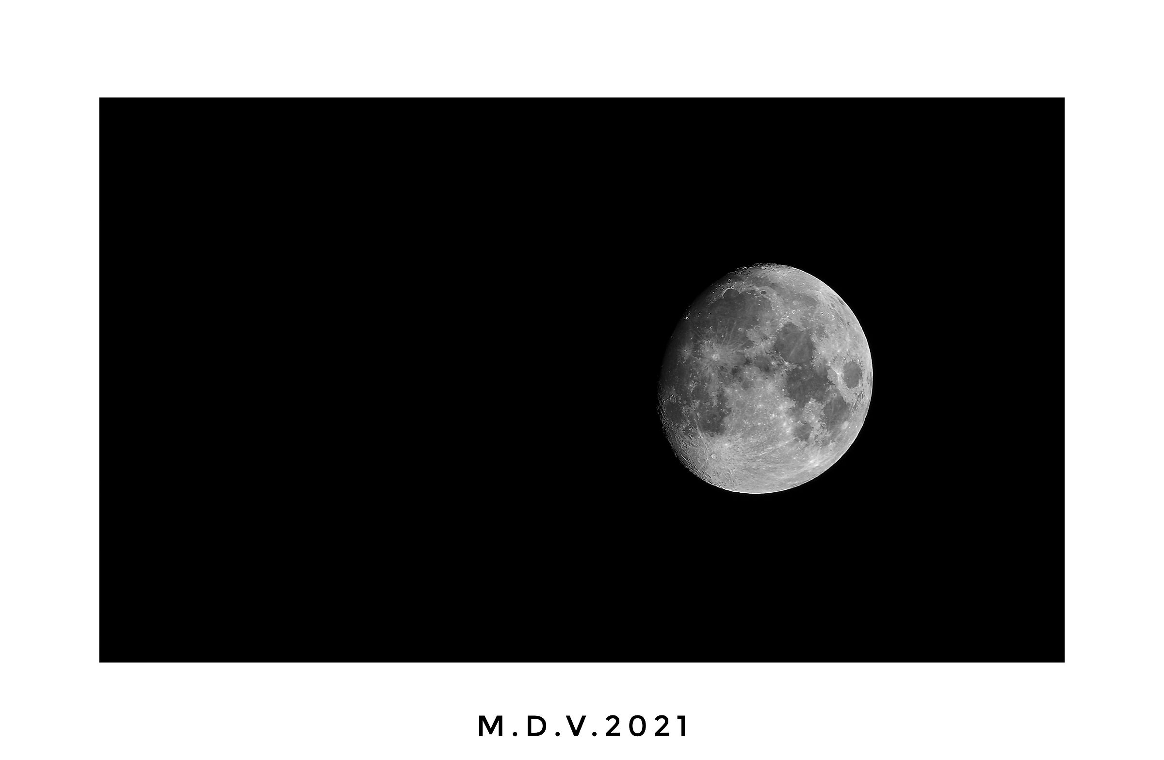 MOON IN BLACKANDWHITE
