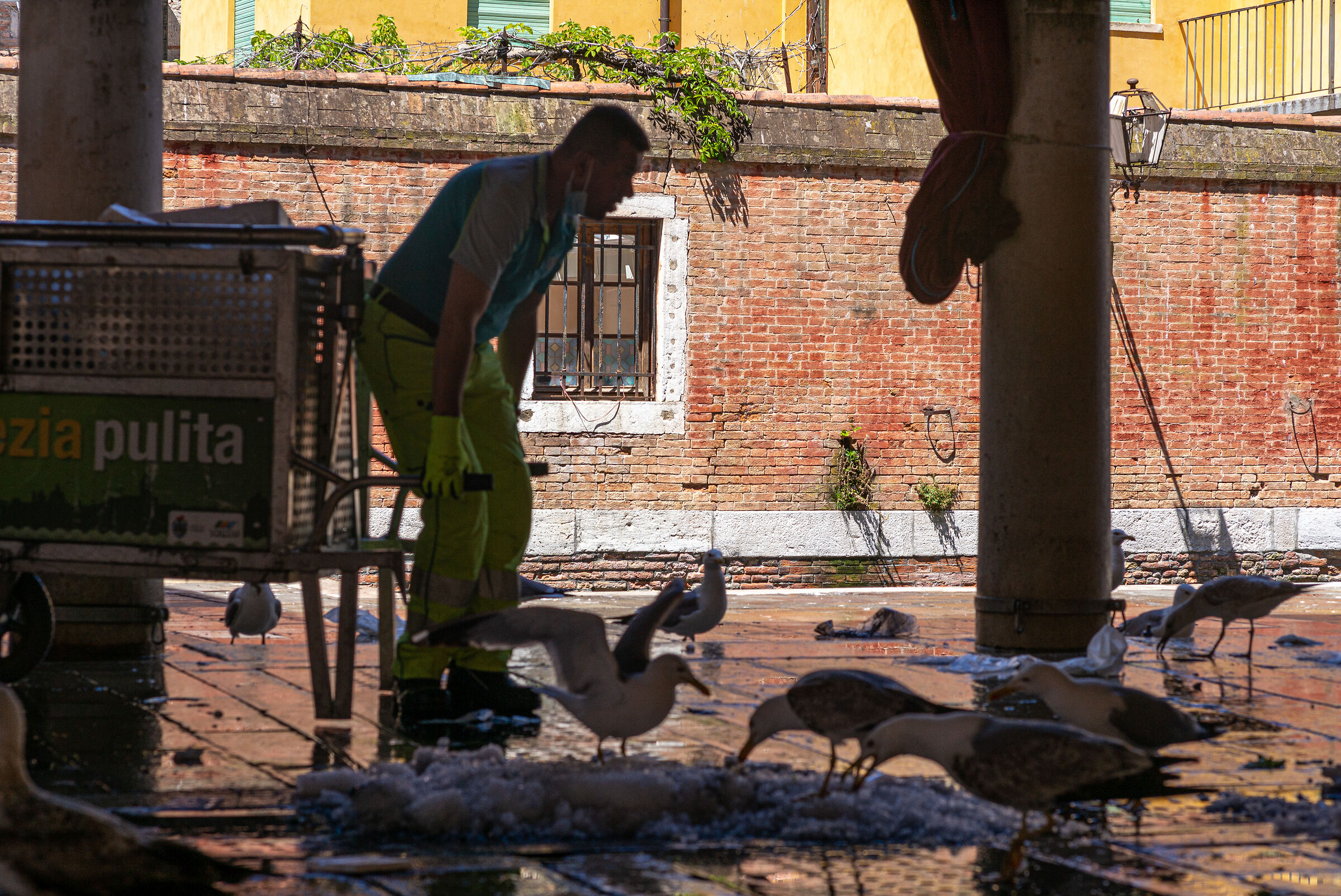 Fish market in Rialto after closing
