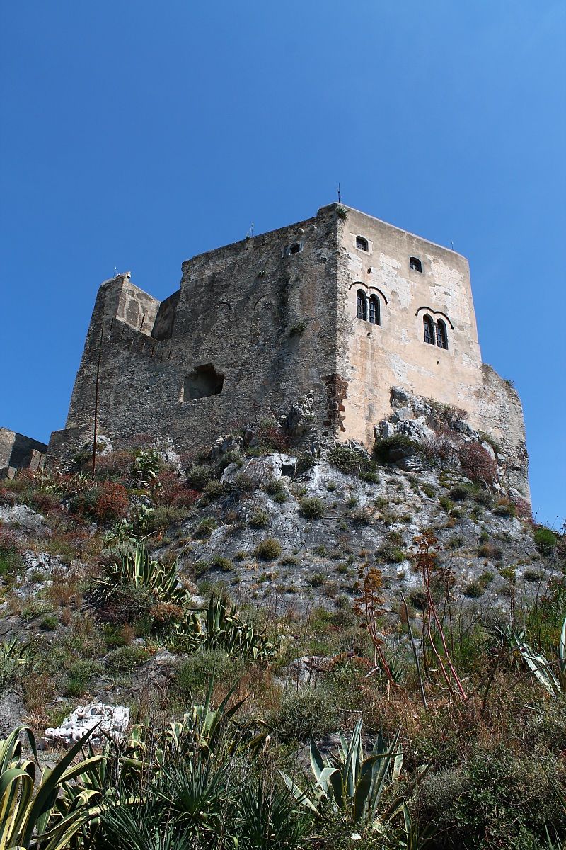 Castello Ruffo - Scaletta Superiore