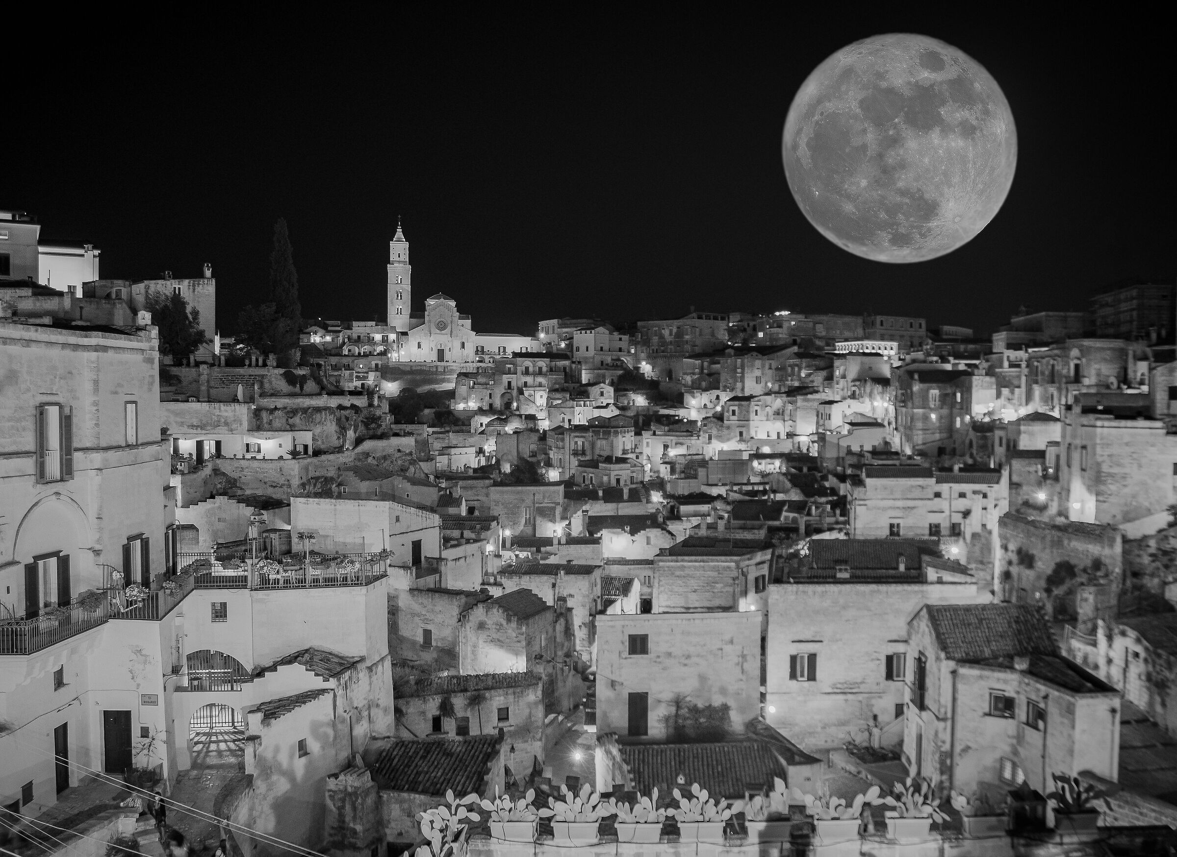 la luna e Matera