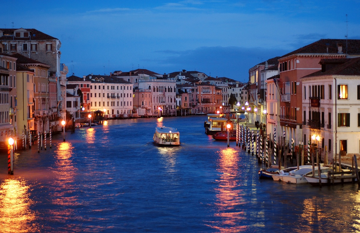 venezia blue hour