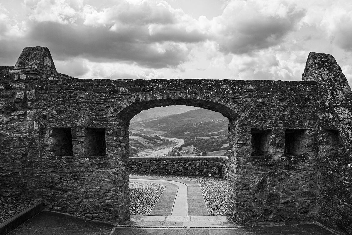 Castle of Bardi