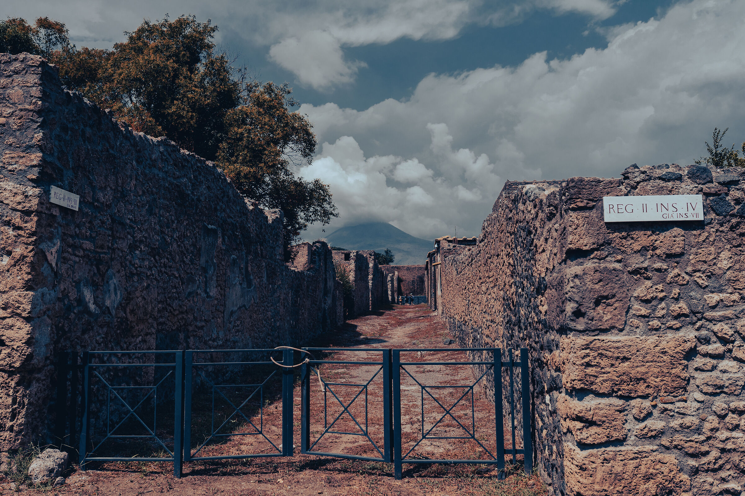Pompeii VI