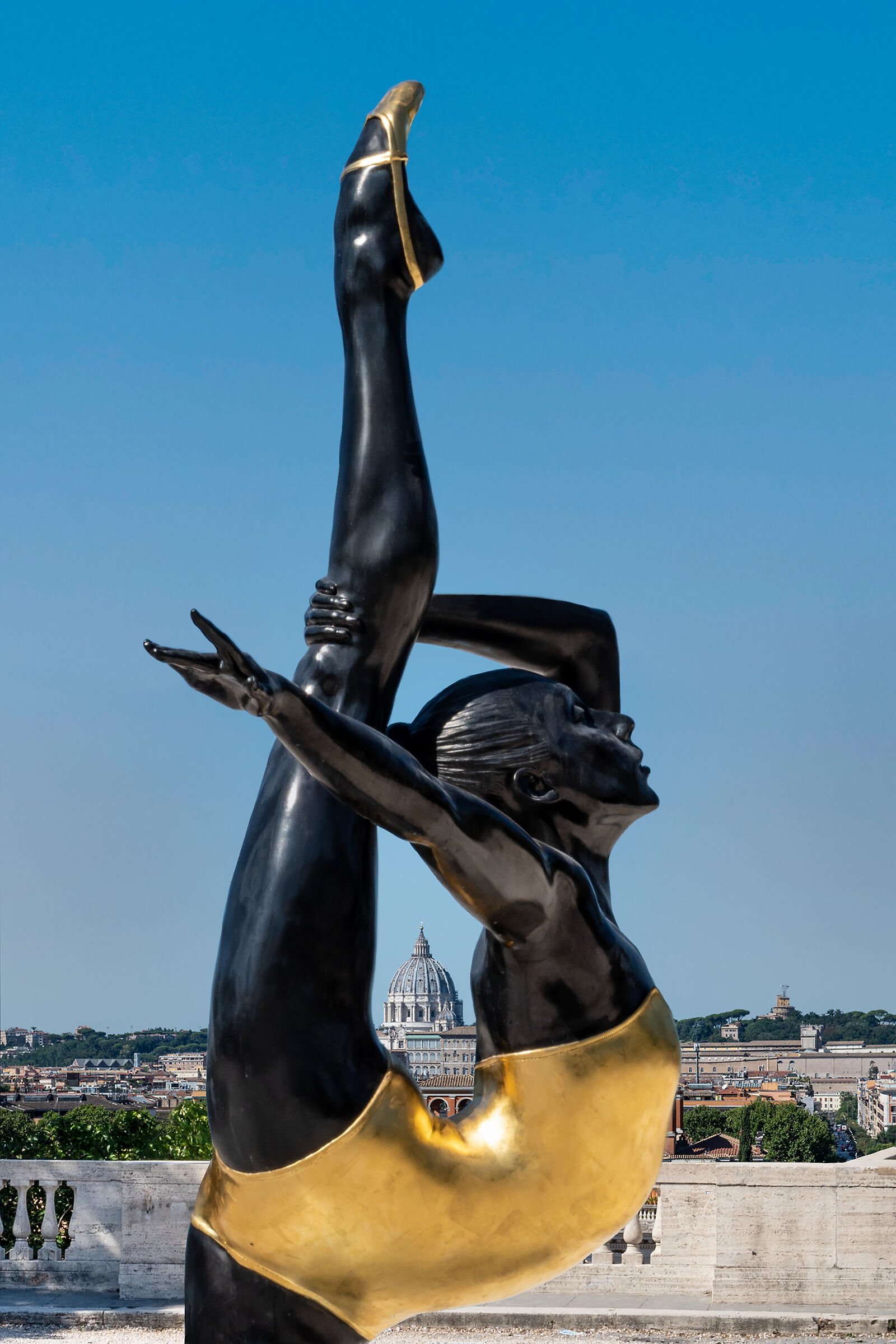 Anche dal Pincio, il Cupolone incorniciato ...