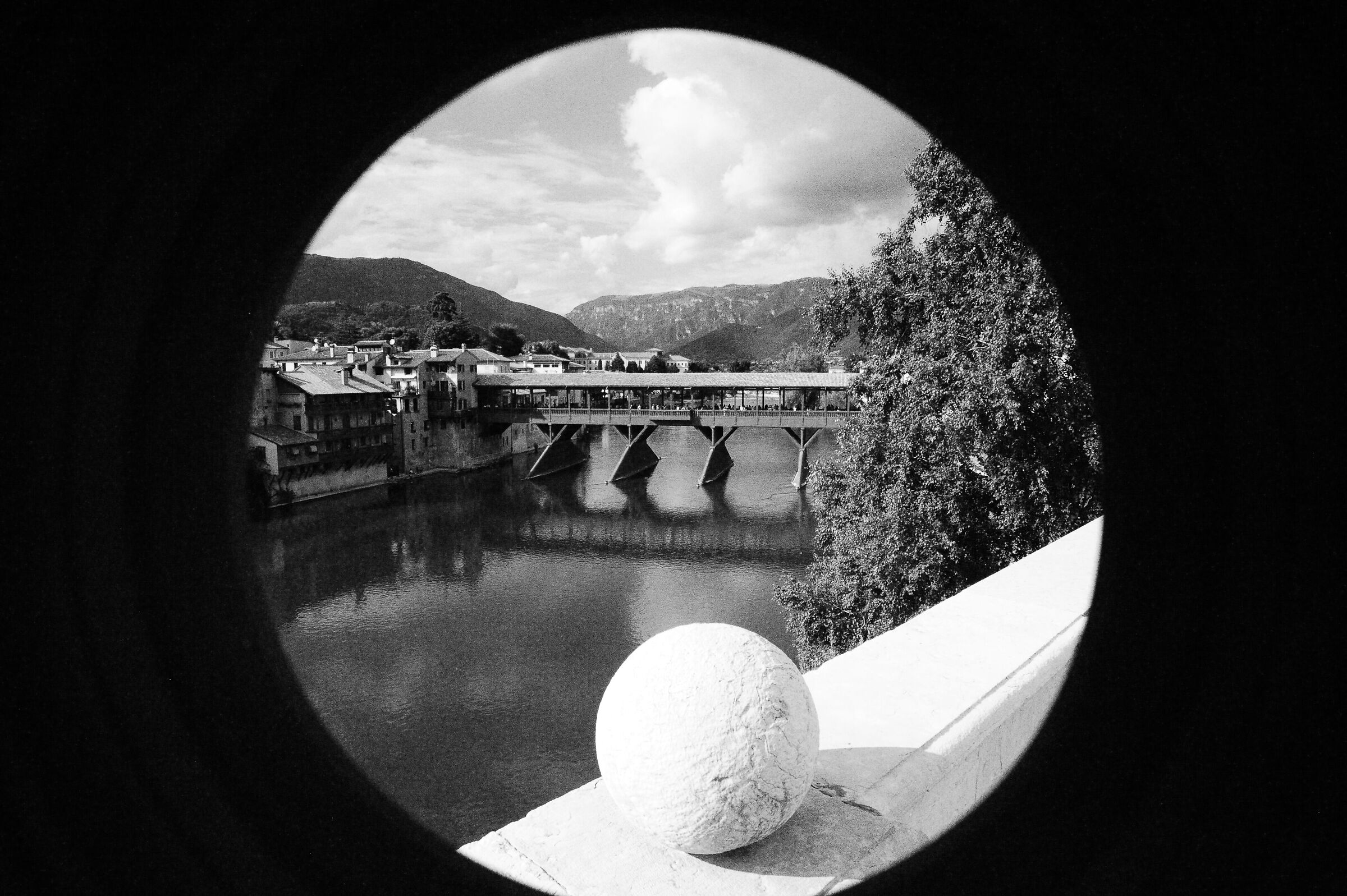 Circular Postcards 001