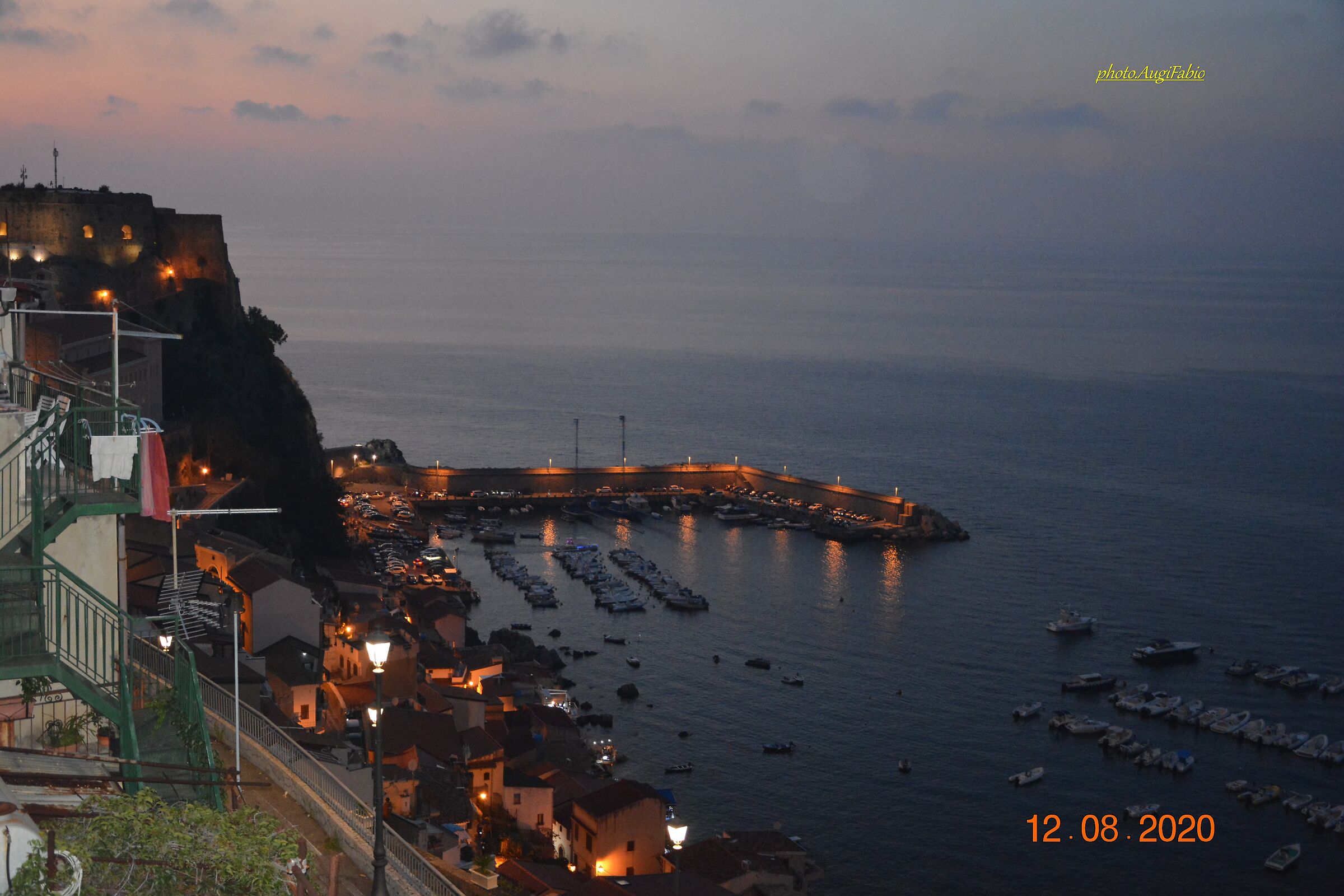 scilla rc ... night port