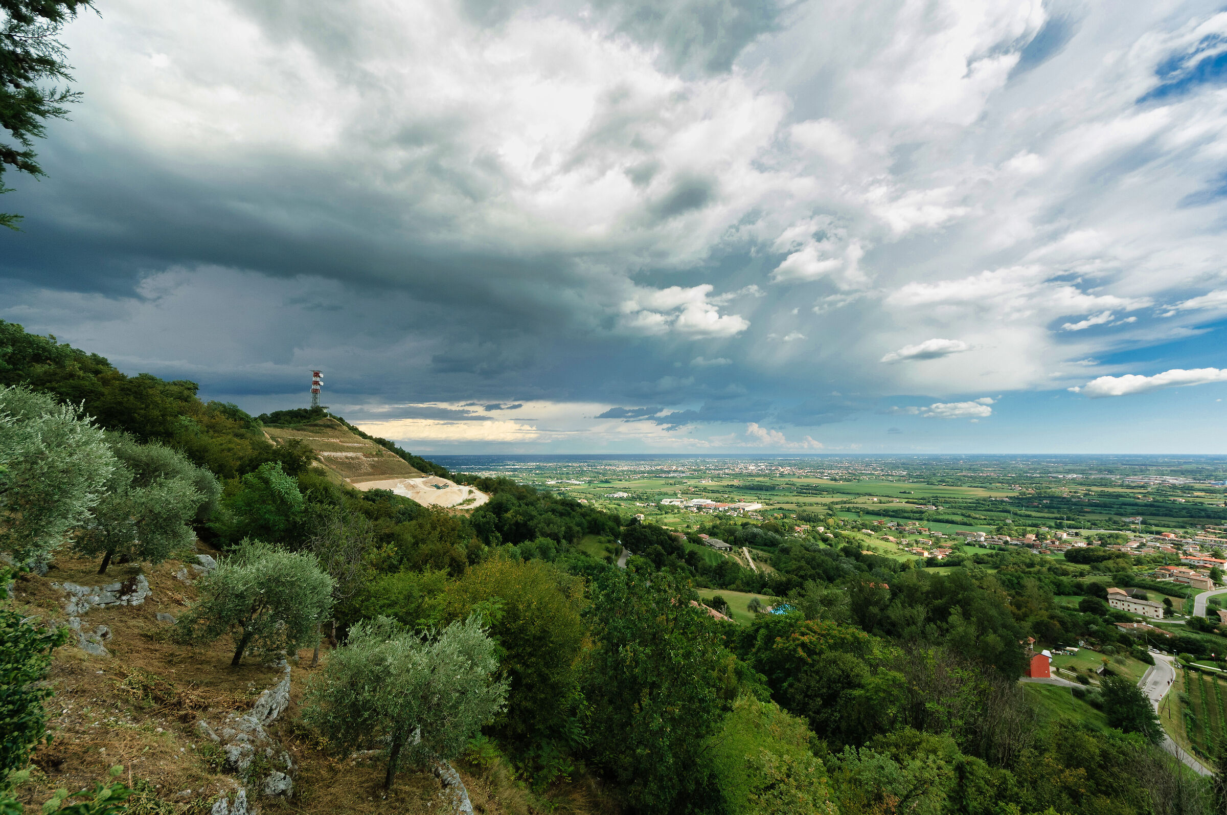 Vista dal castello di Caneva