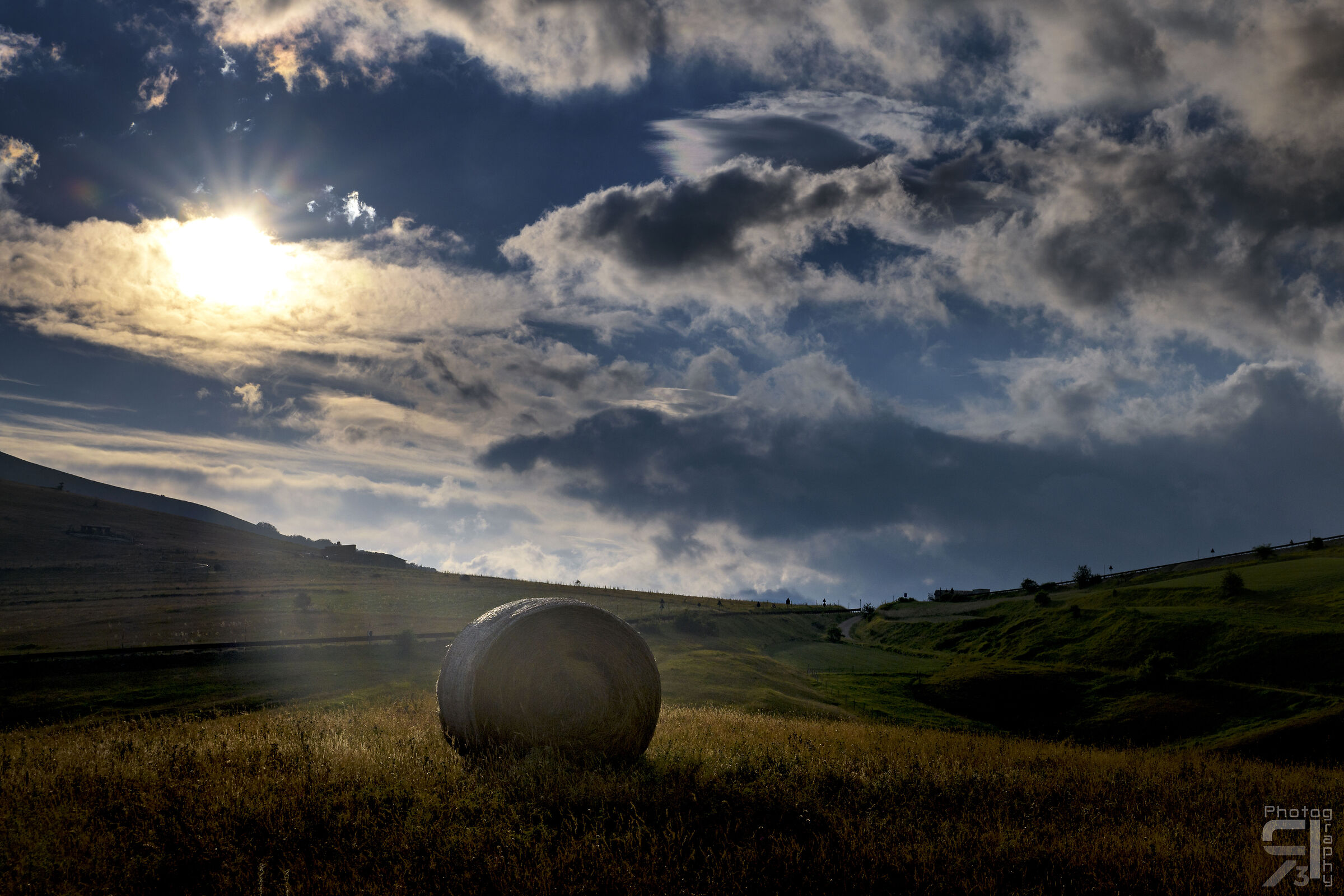 Ultimi raggi di sole nella valle