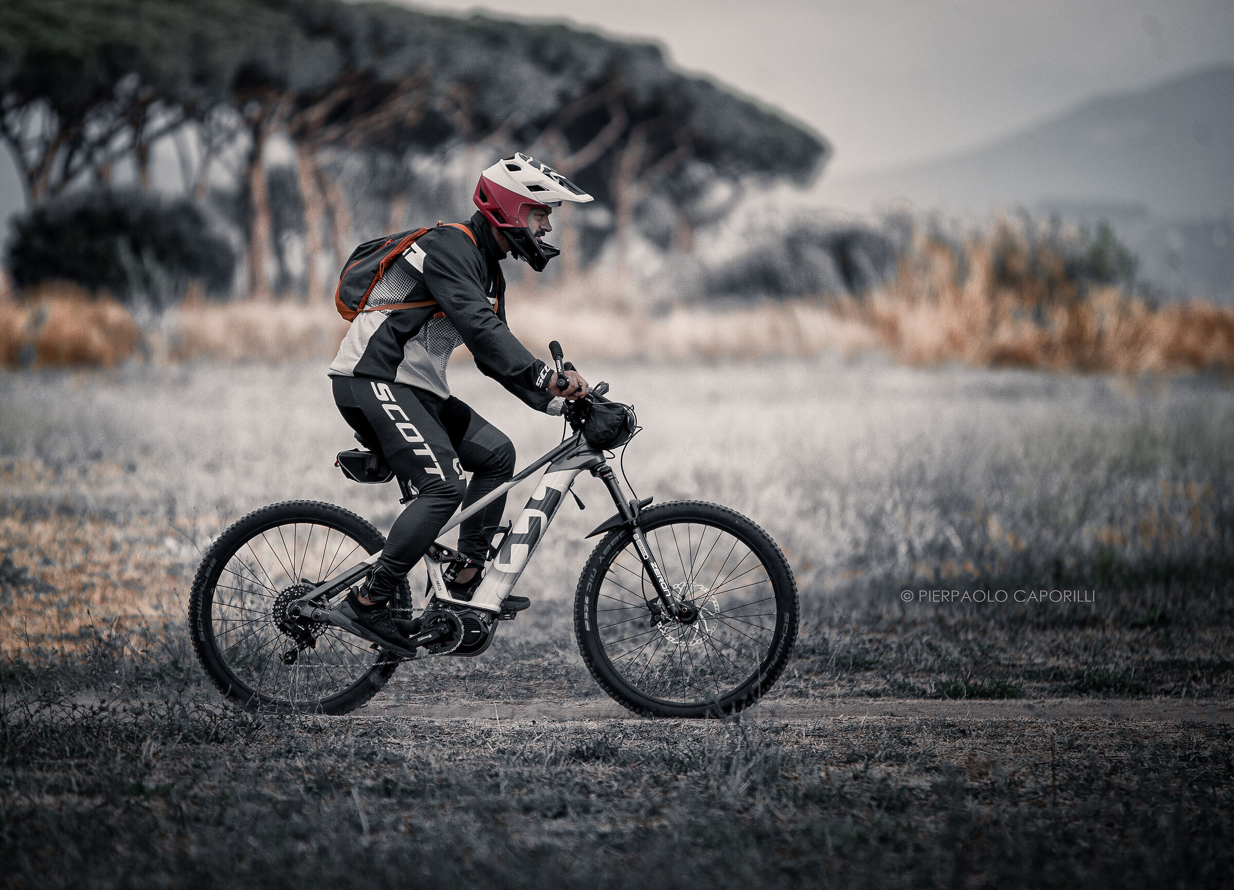 Luigi e Electric Bike Husquarna