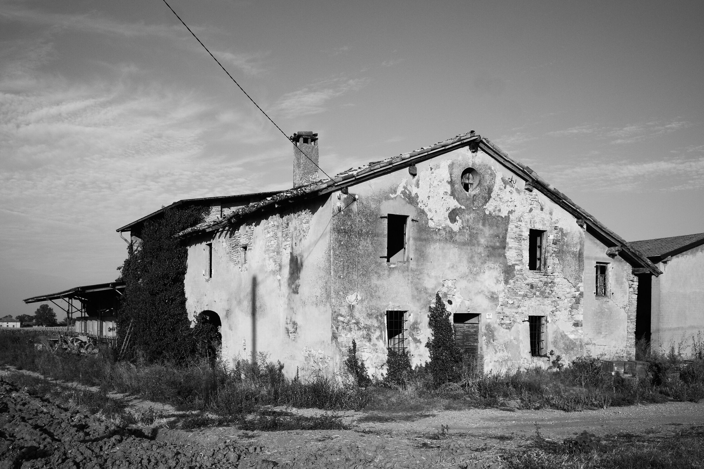 Between the Via Emilia and the West