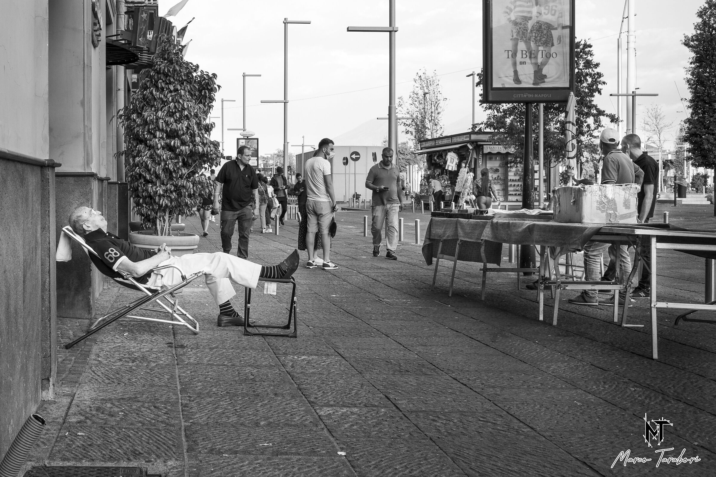 C'è chi dorme.. e c'è a chi non sfugge...
