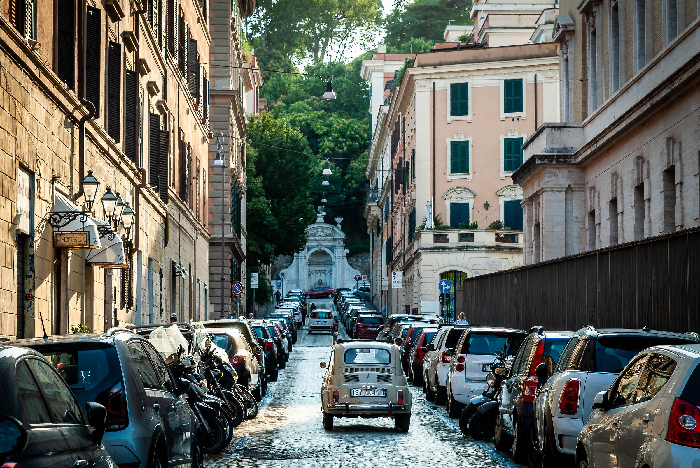 Fiat 500 in Trastevere