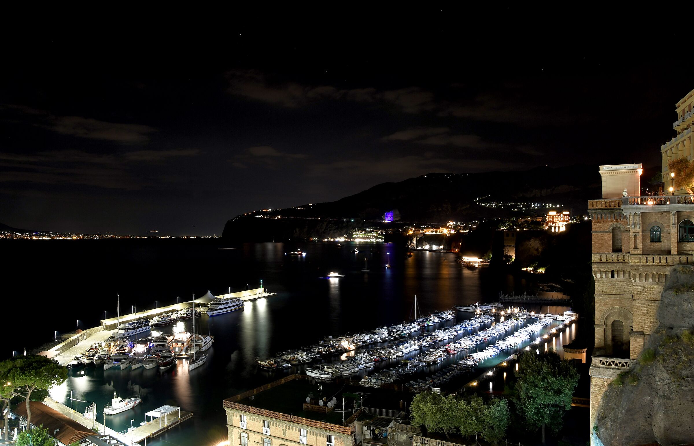 The port at night