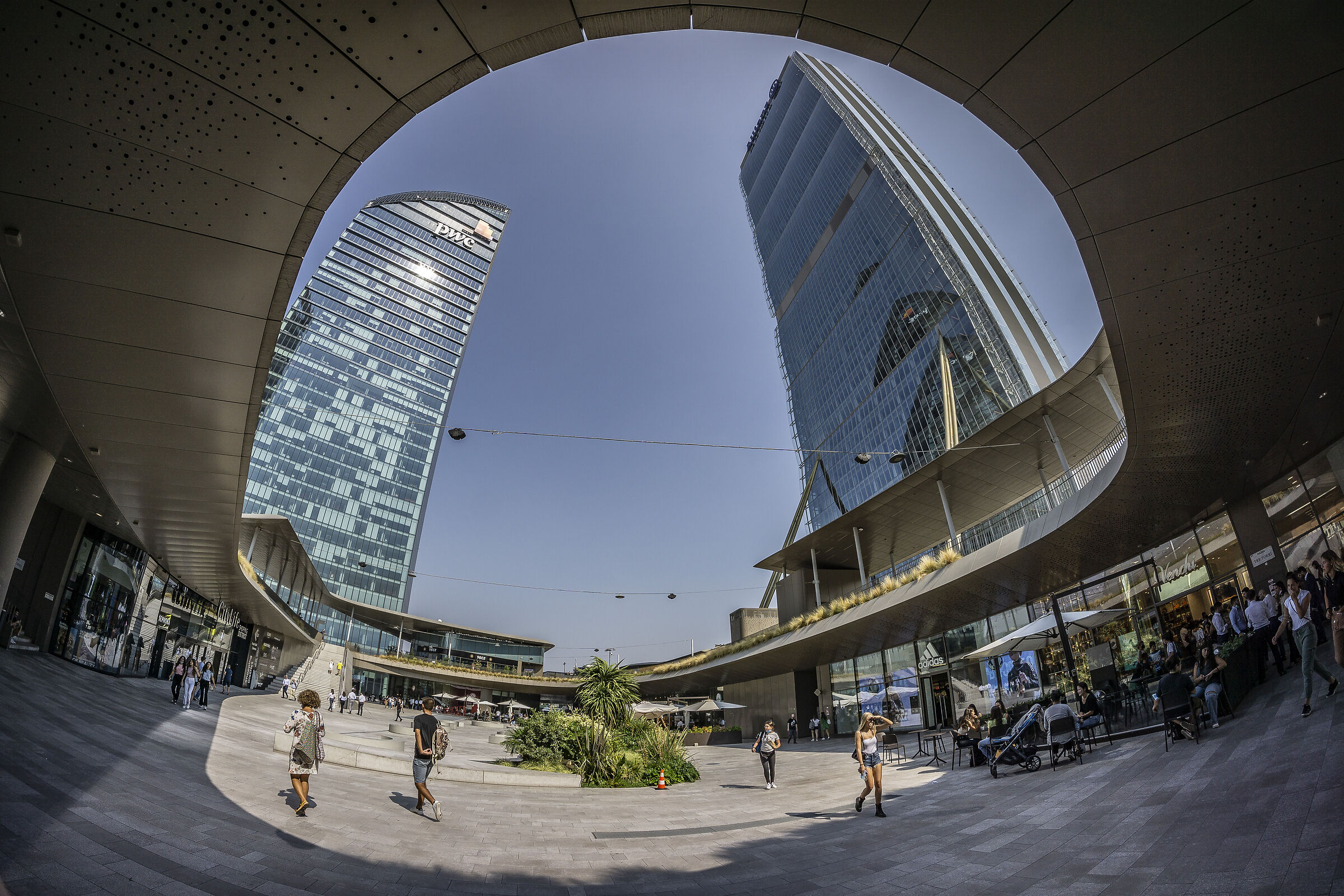 CityLife - Piazza tre torri - 5