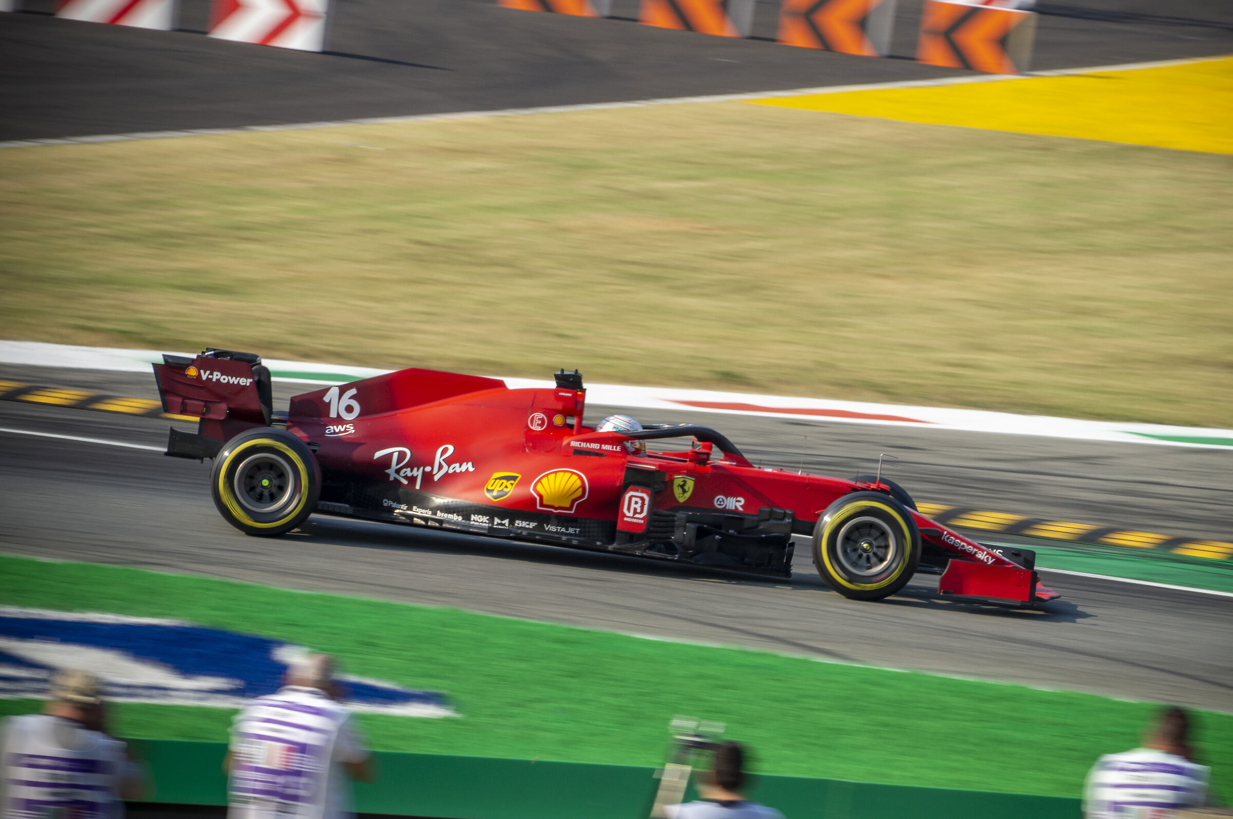 Obiettivi su Charles