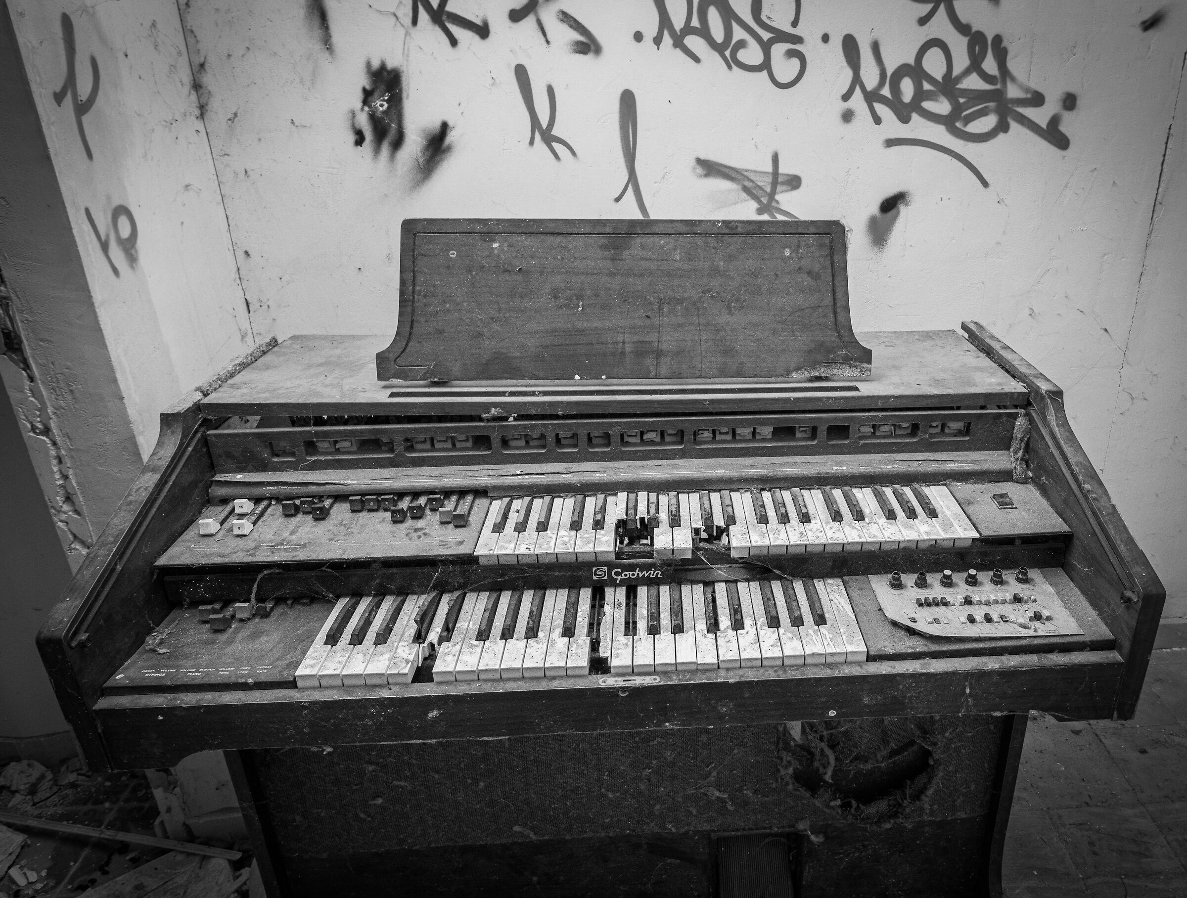 Istituto alberghiero abbandonato