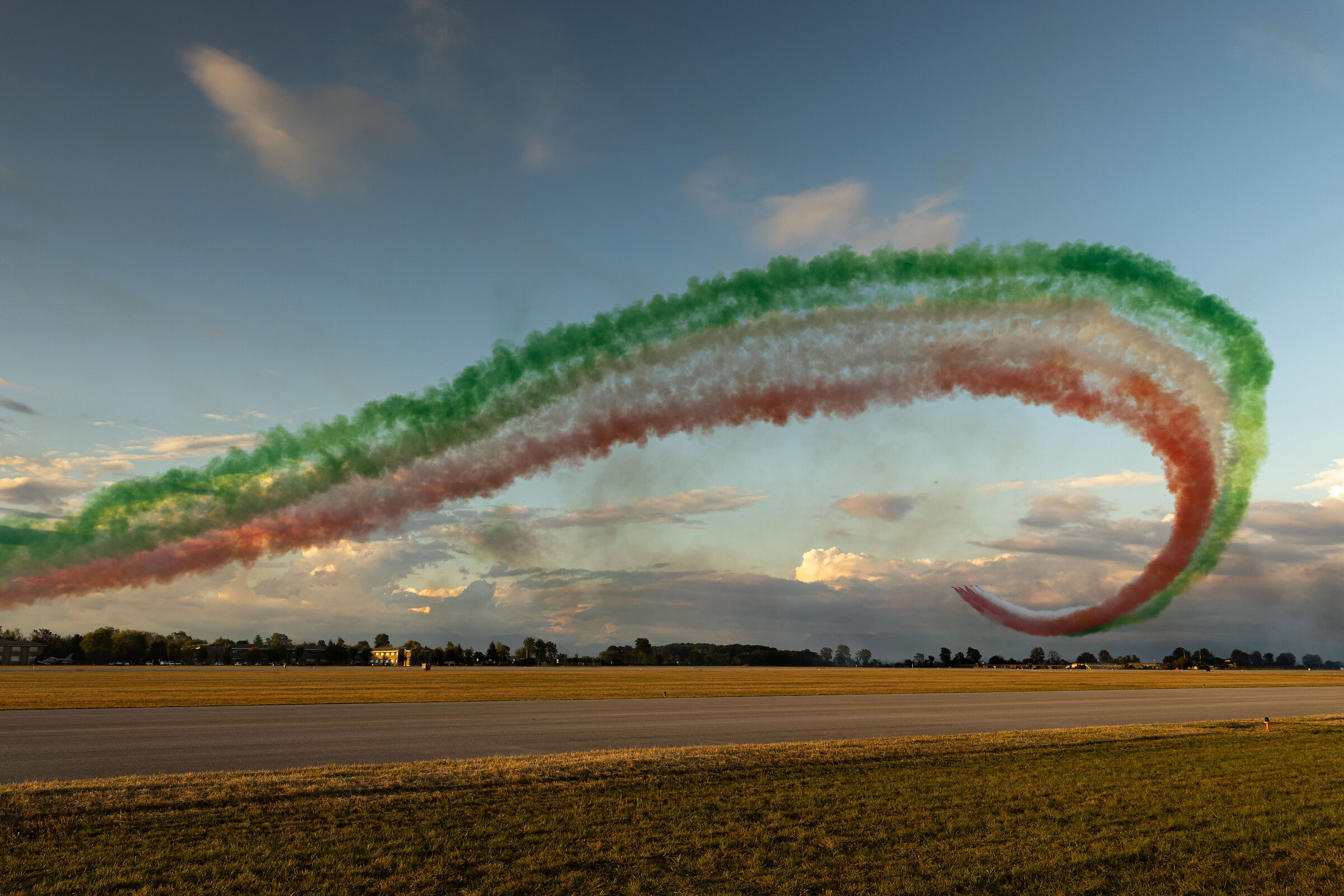 Tricolor rainbow