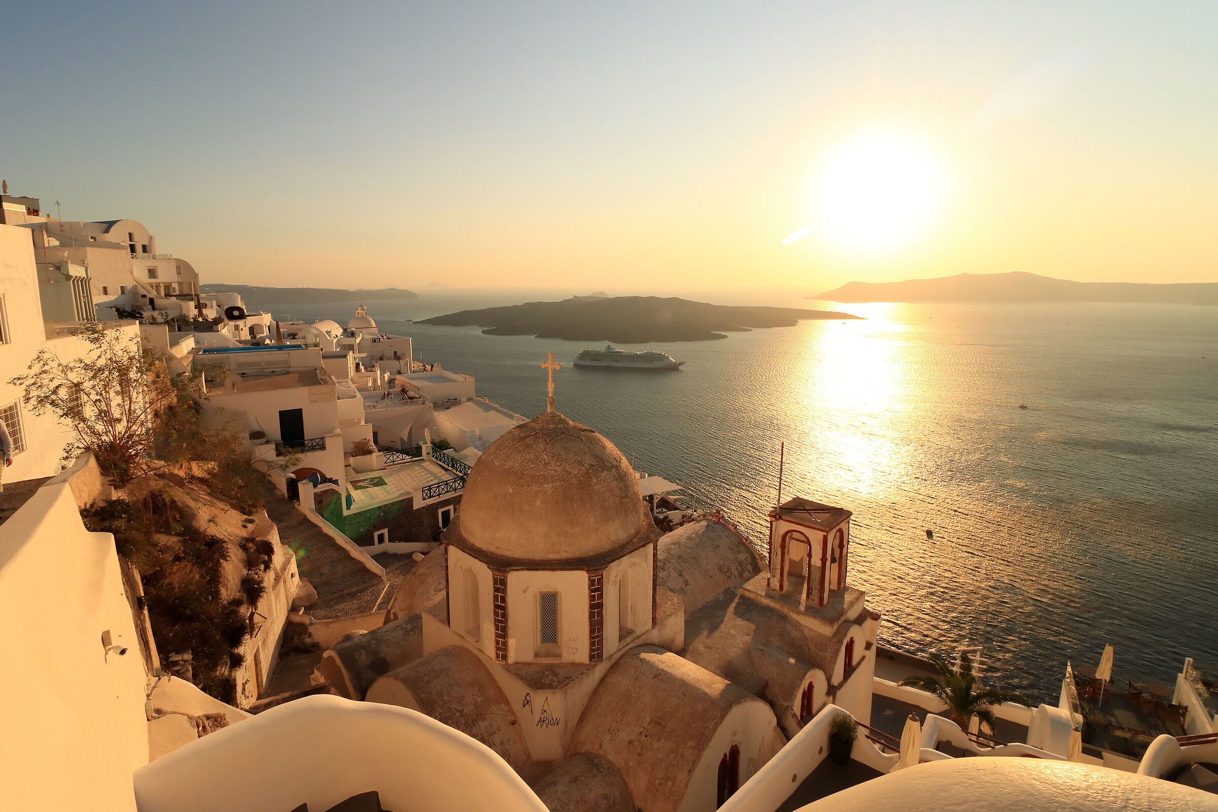 M I L O S - Phira towards sunset (Santorini)