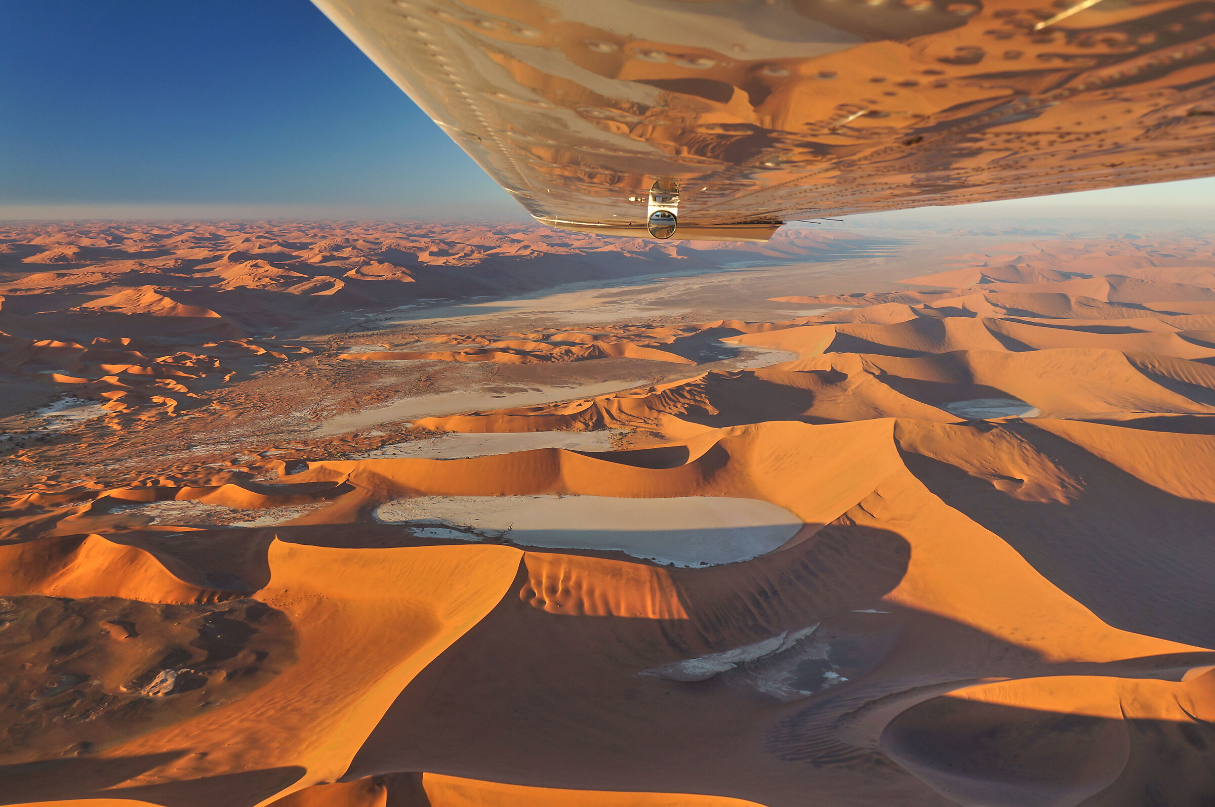 Sorvolando Dead Vlei