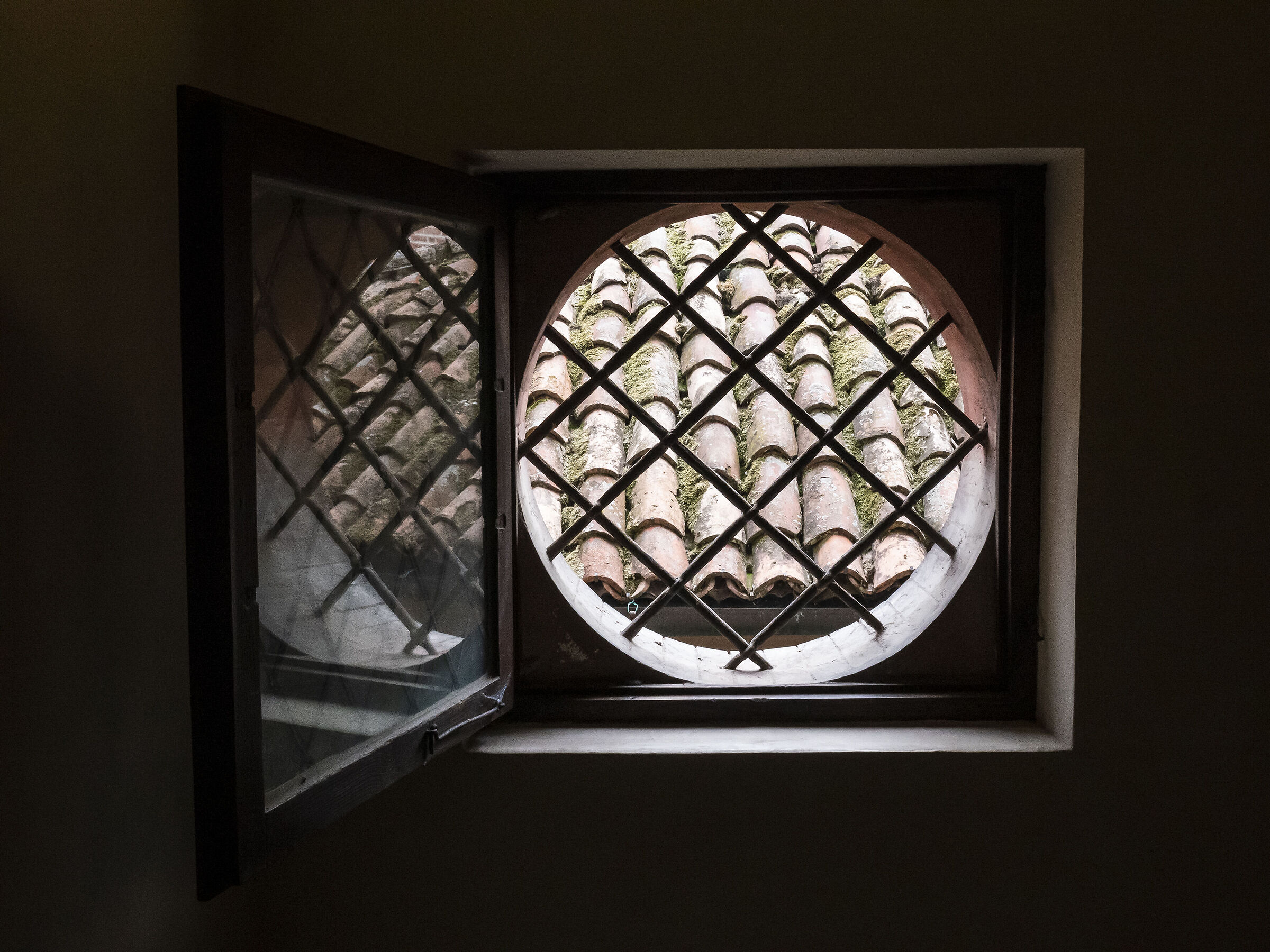 The round window.