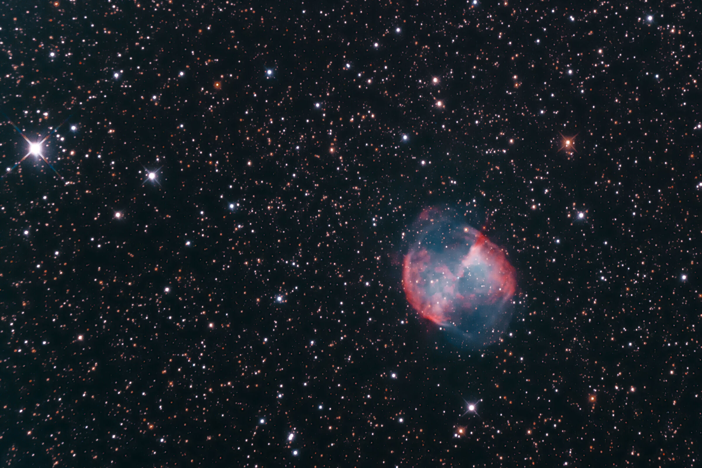 M27 Dumbbell nebula