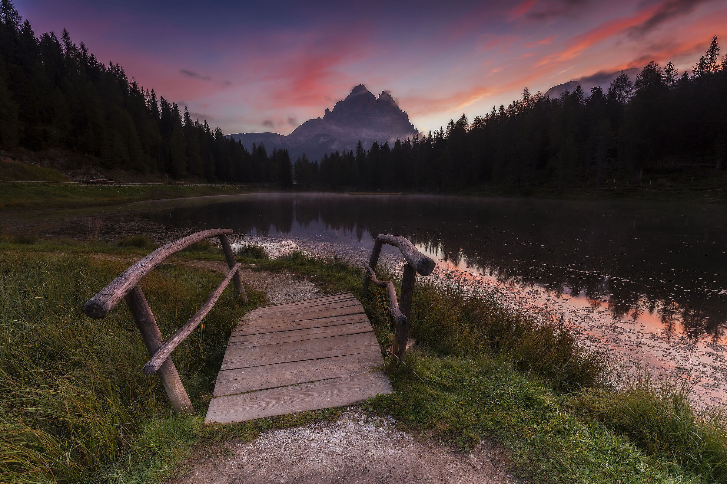 classica cartolina al Lago Antorno