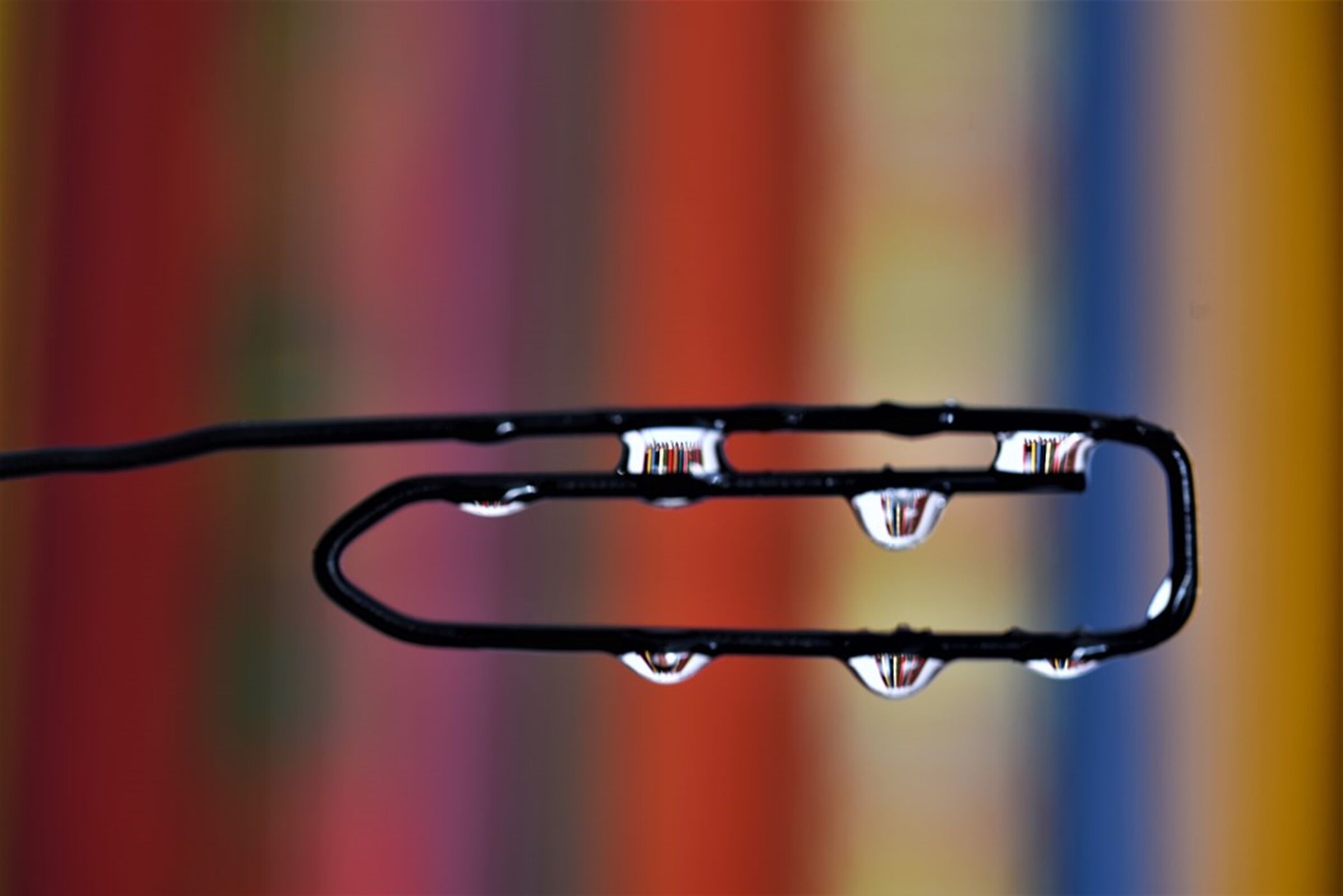 Graffetta con Gocce e Colori Pastello 1