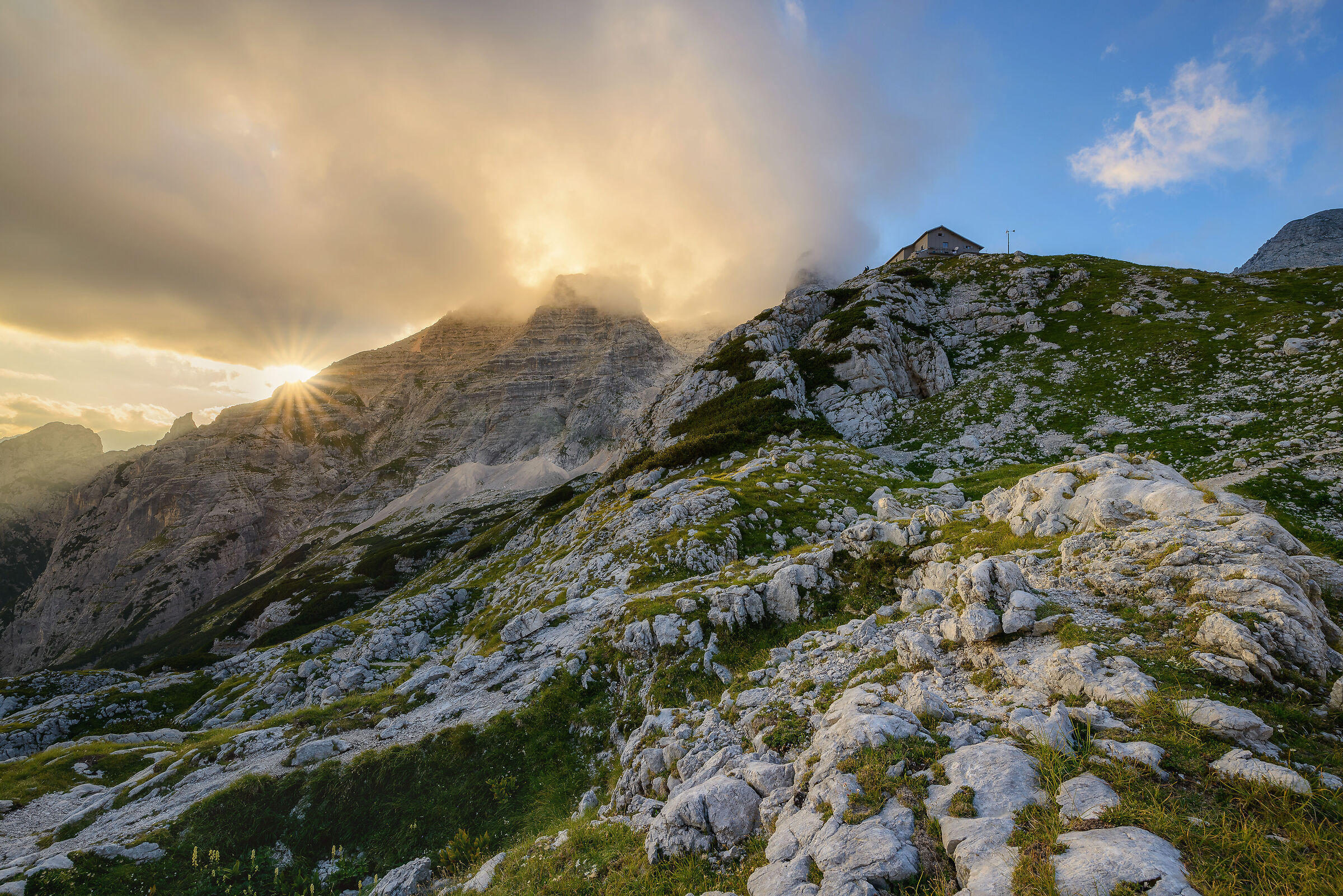 Kriski podi cottage nelle Alpi Giulie