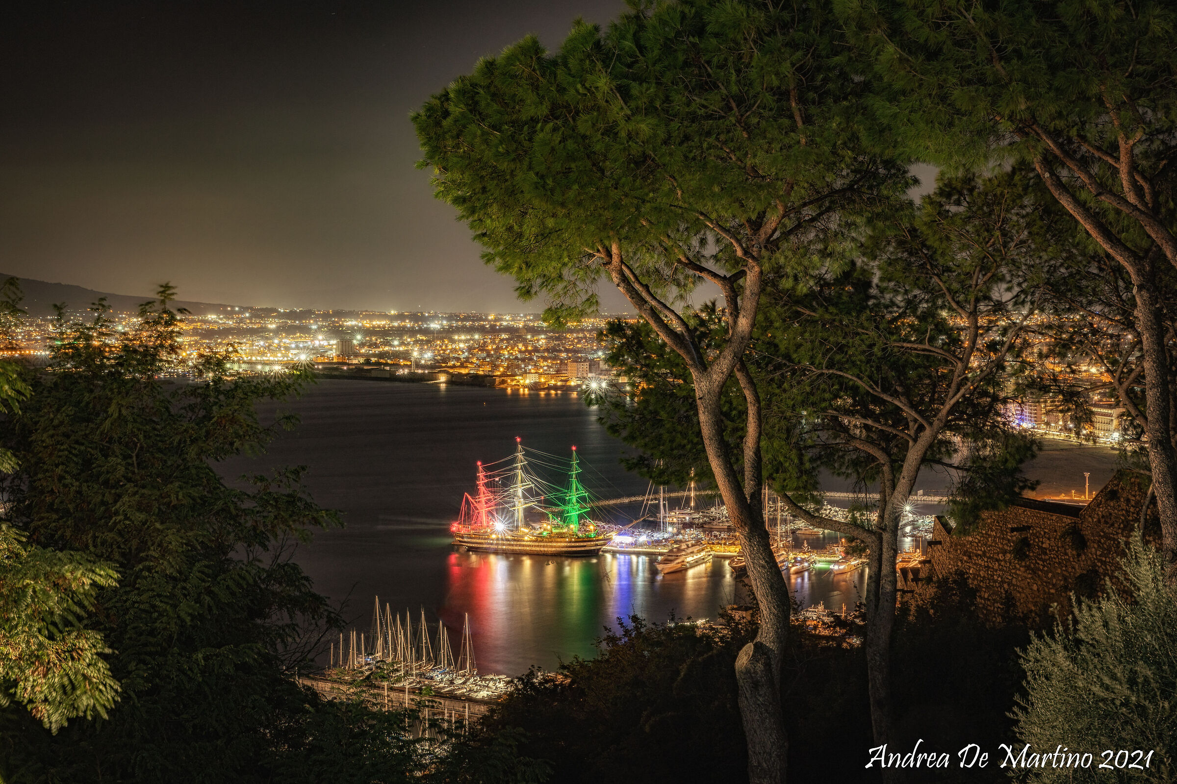 La Vespucci in porto