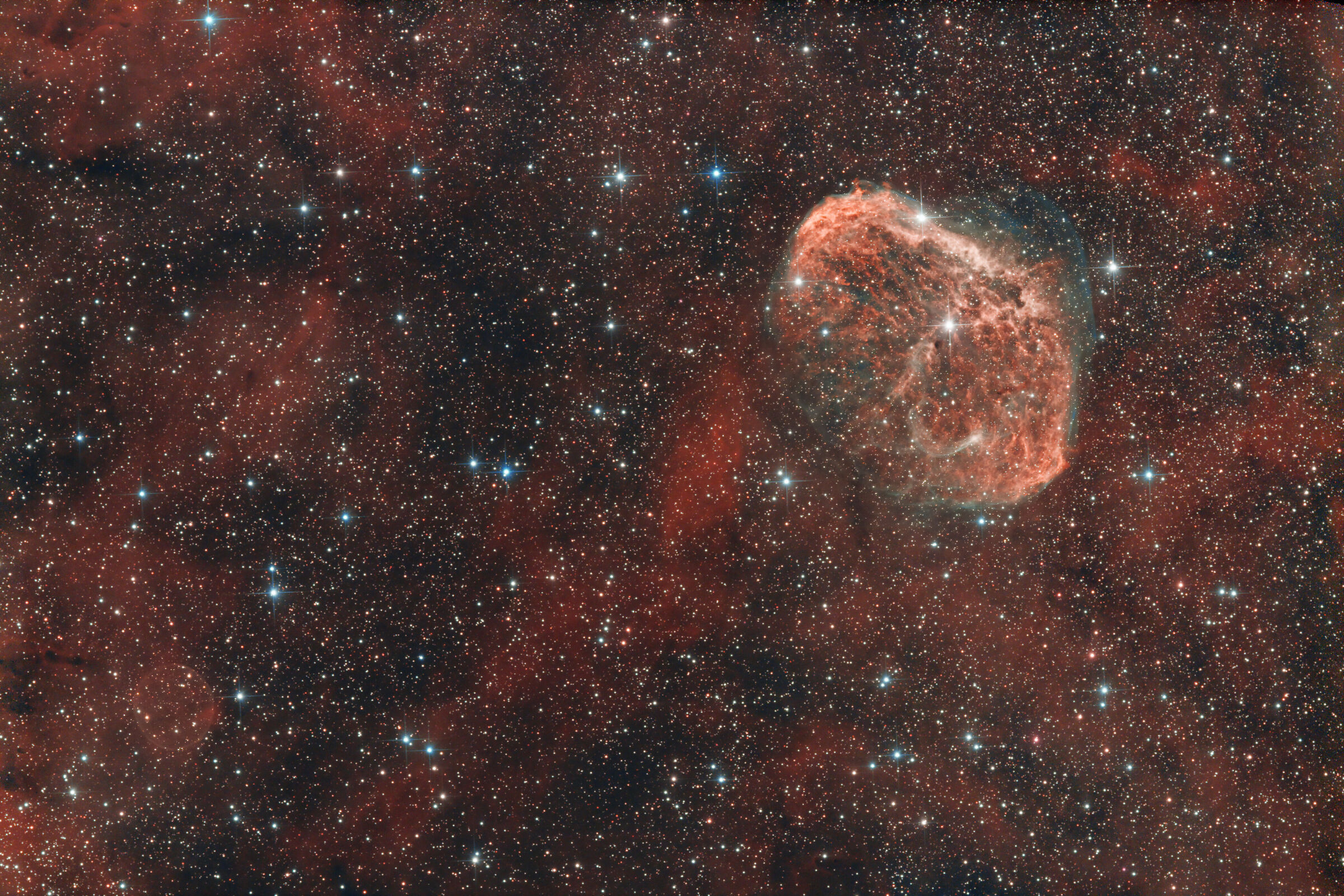Crescent Nebula and Soap Bubble Nebula