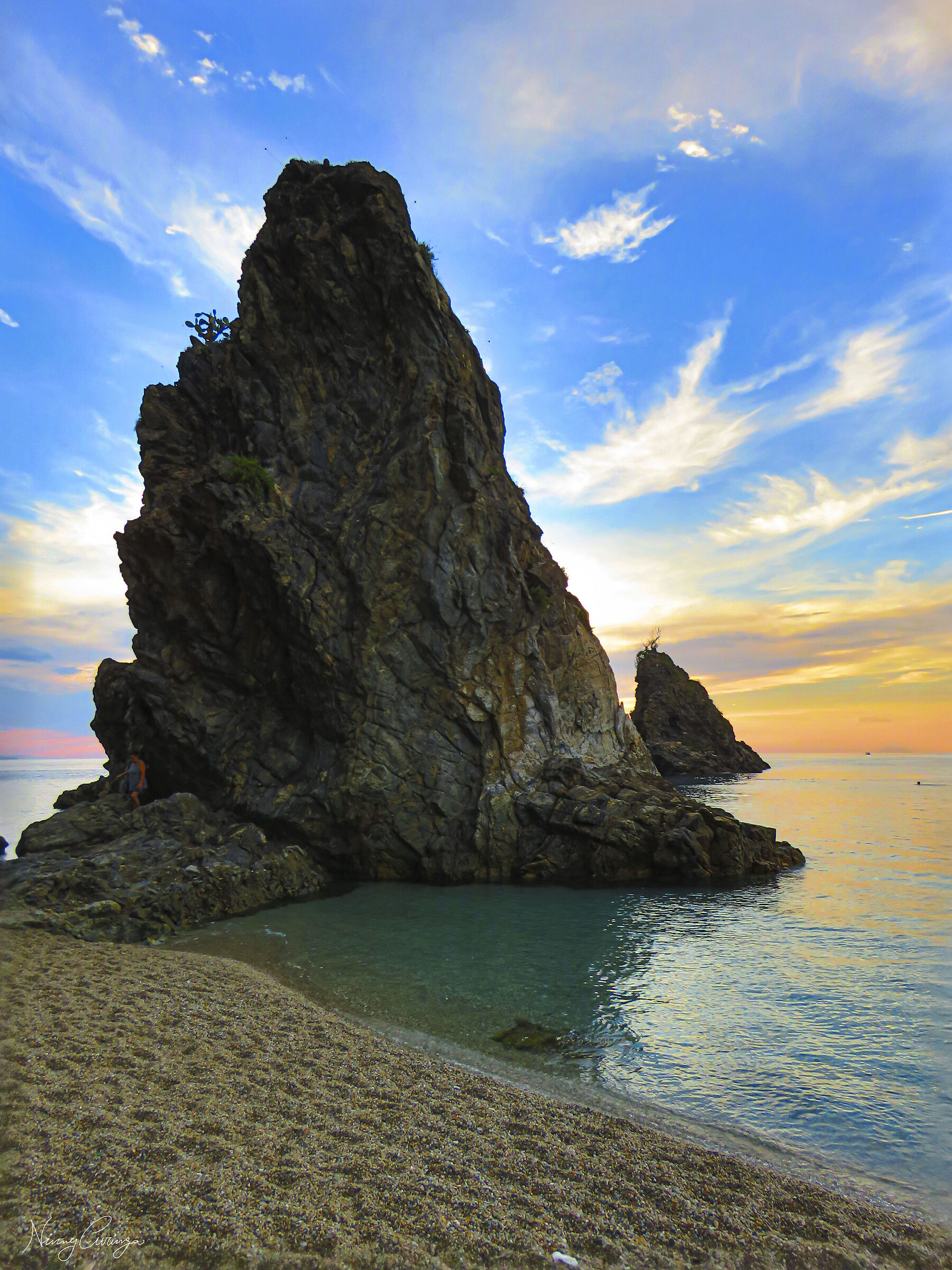 Tonnara di Palmi, scoglio dell' Ulivarella, HDR canon