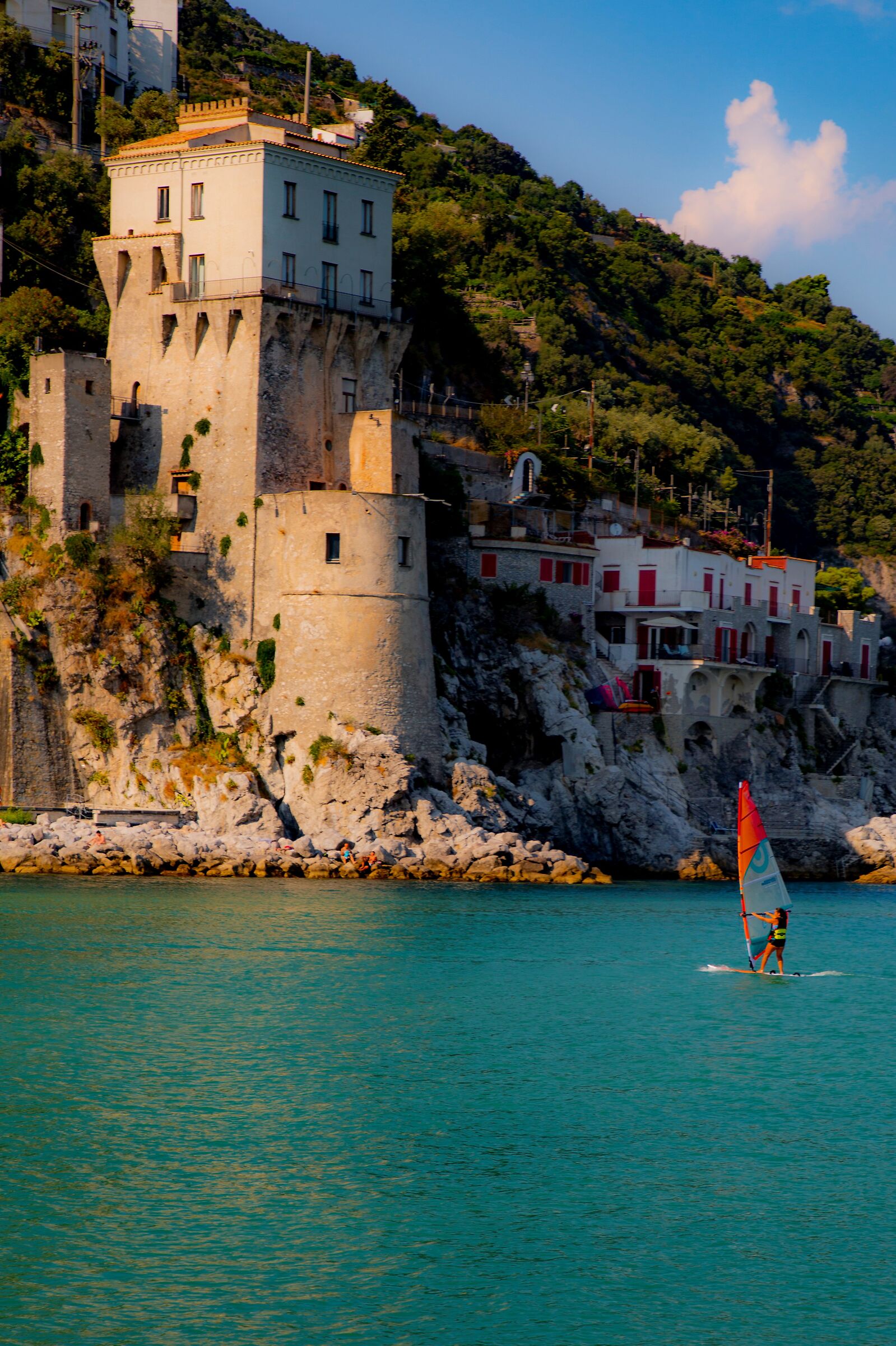 Un refolo di vento in costiera