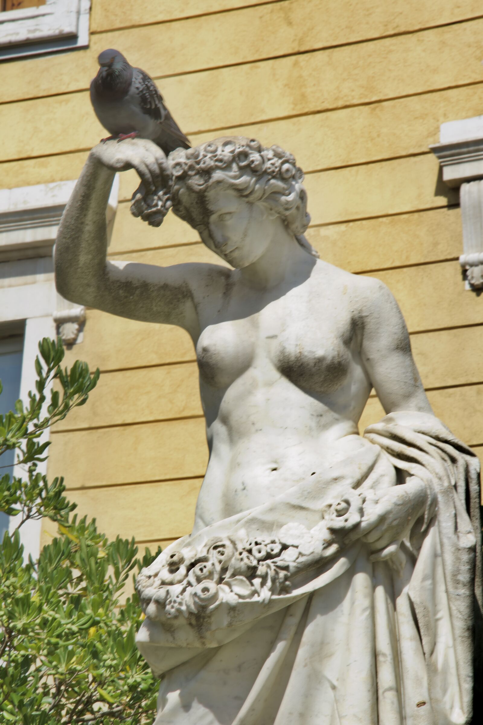 Statua pensierosa