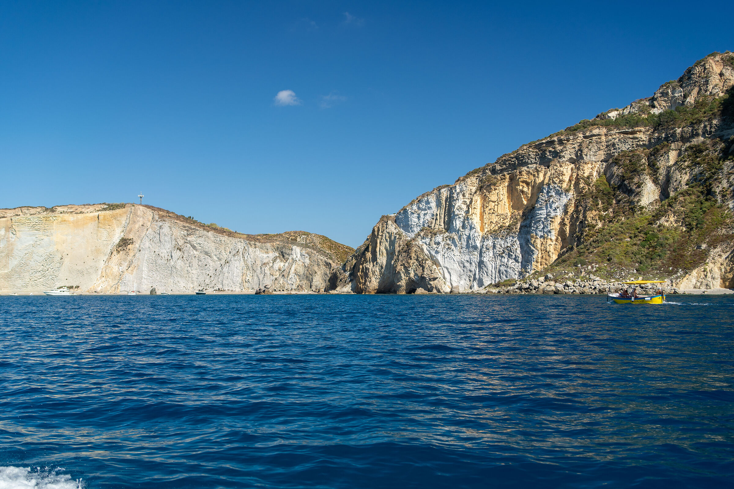 Ponza - Chiaia di Luna