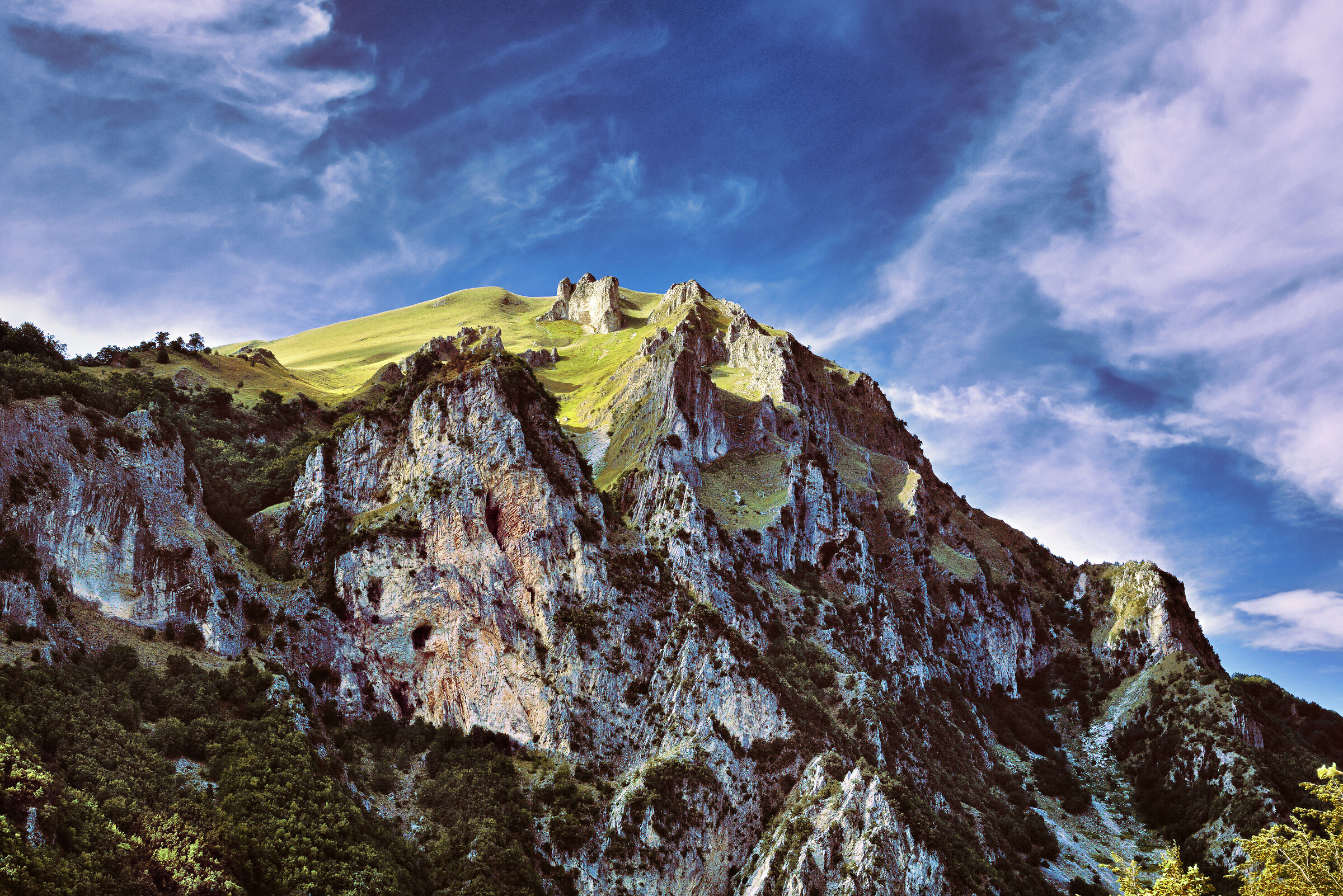 Monte Priora seen from the Gola dell' Infernaccio